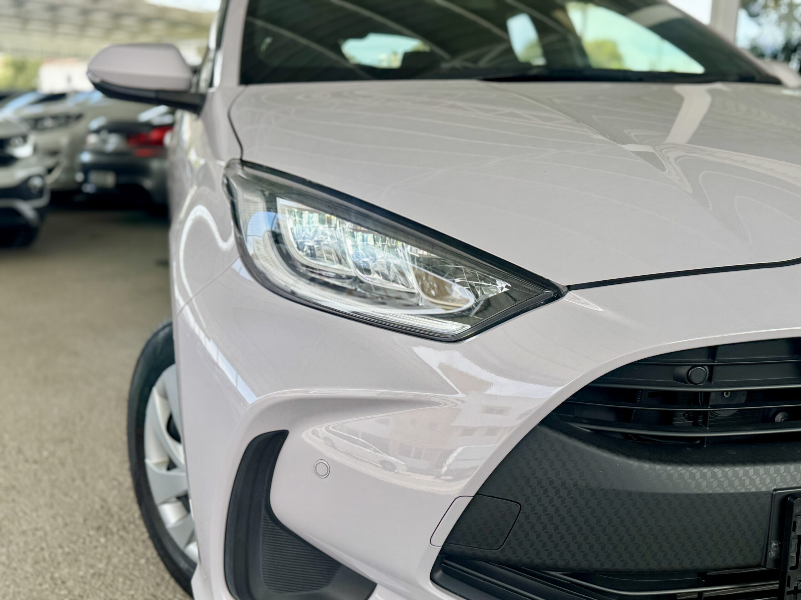
								Toyota Yaris Z full									