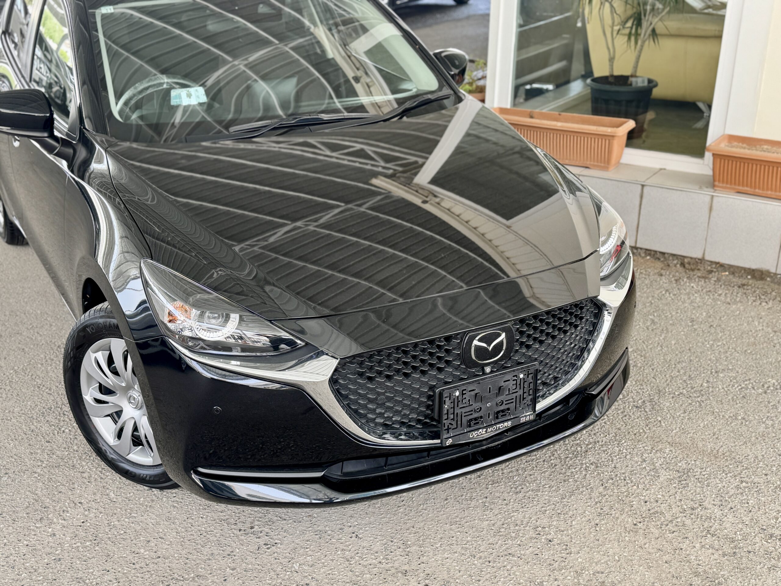 
								Mazda 2 full									