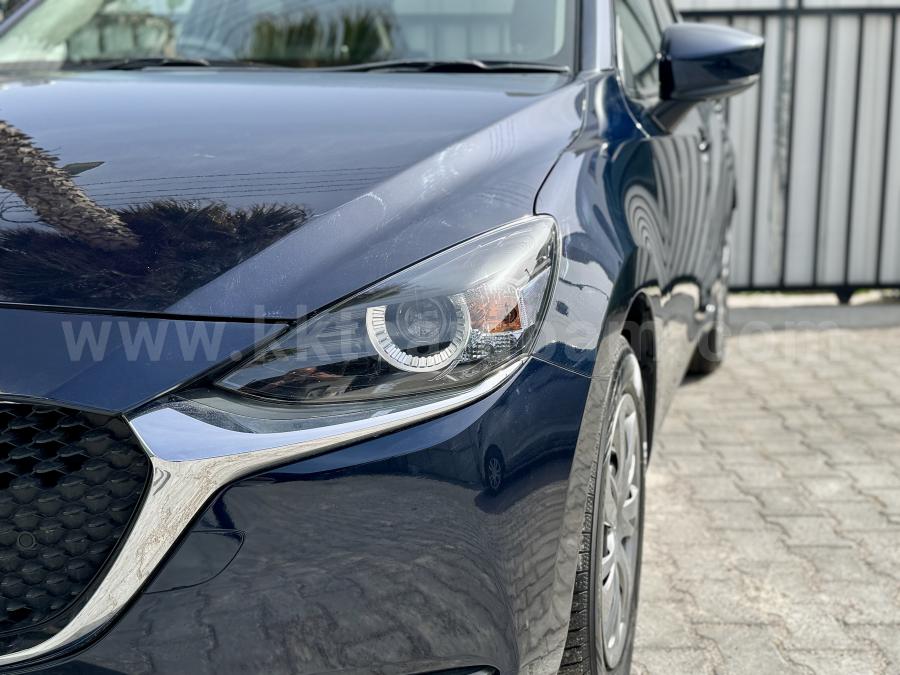
								Mazda 2 full									