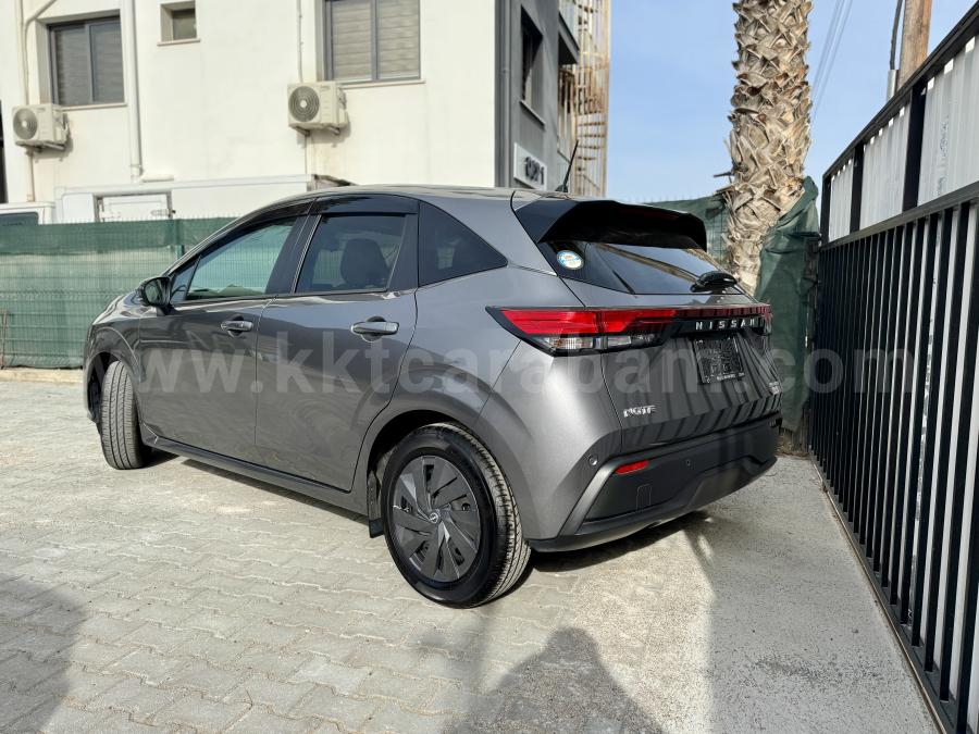 
								Nissan Note full									