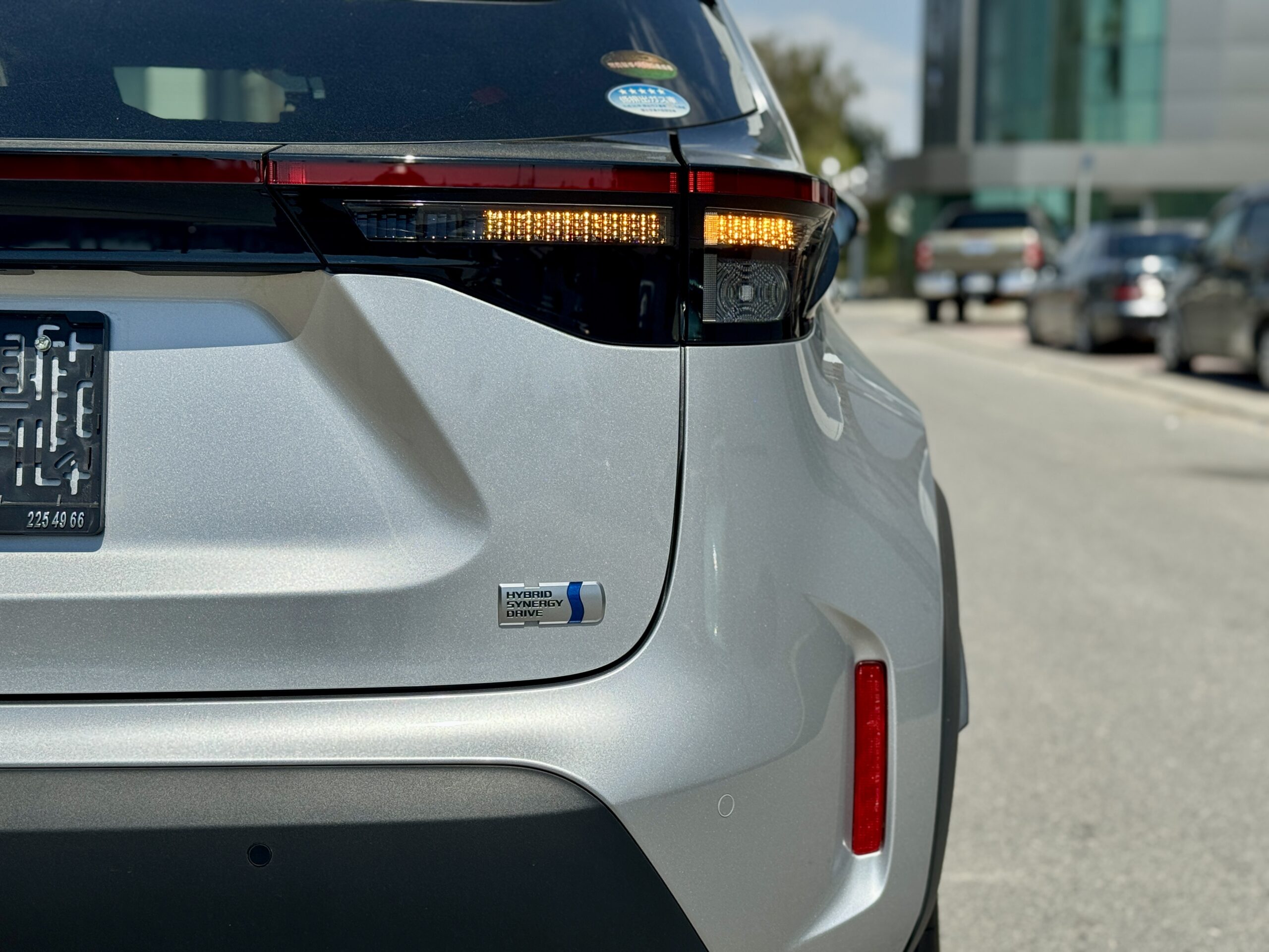 
								TOYOTA YARIS CROSS full									