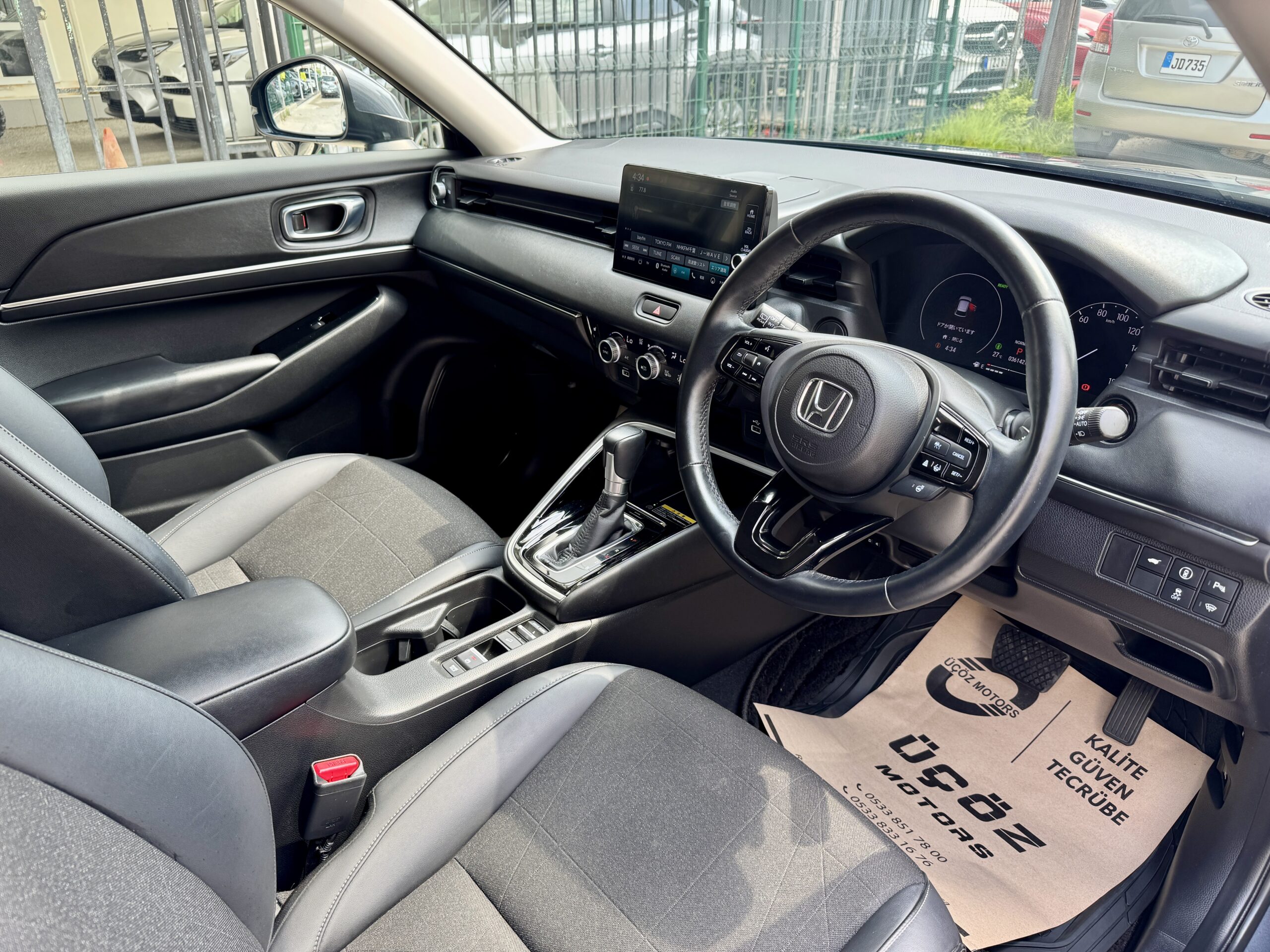 
								HONDA VEZEL E-HEV full									