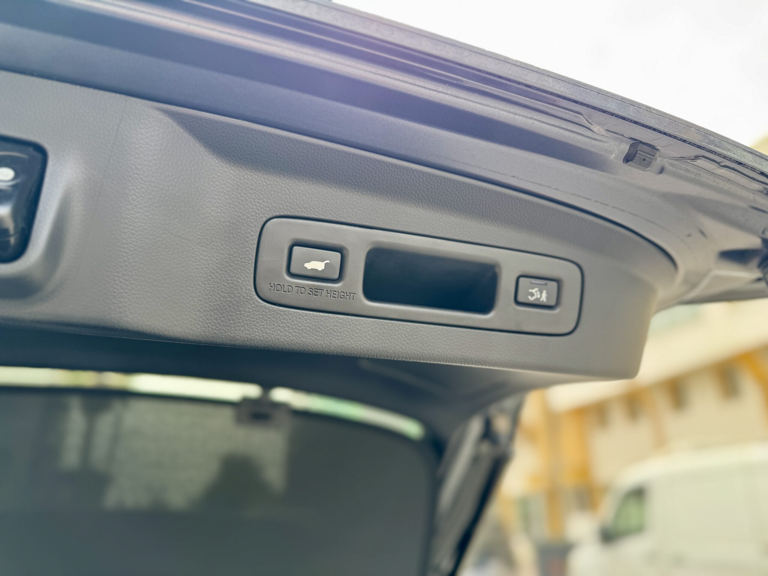 
								HONDA VEZEL E-HEV full									