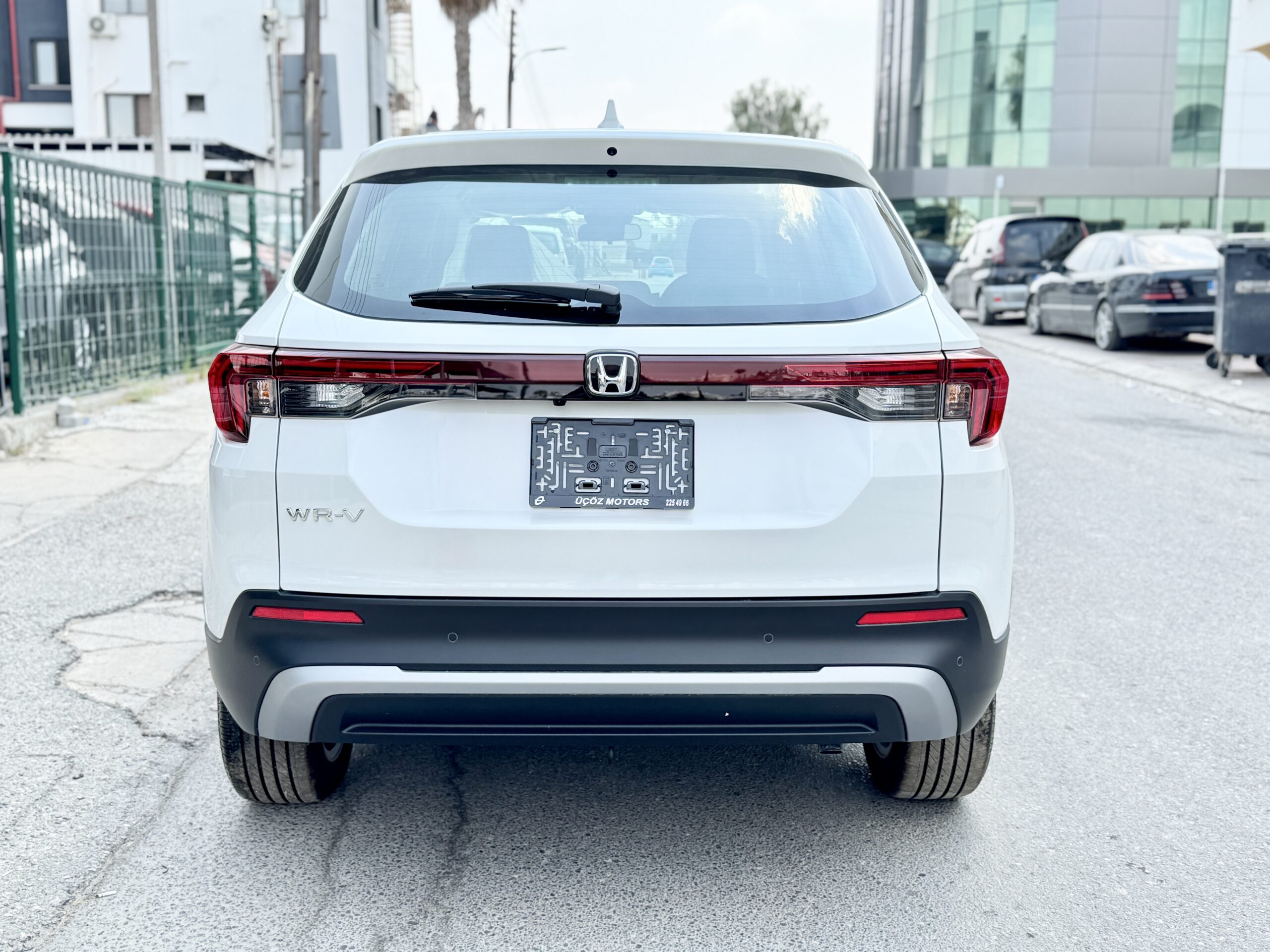 
								HONDA WR-V full									