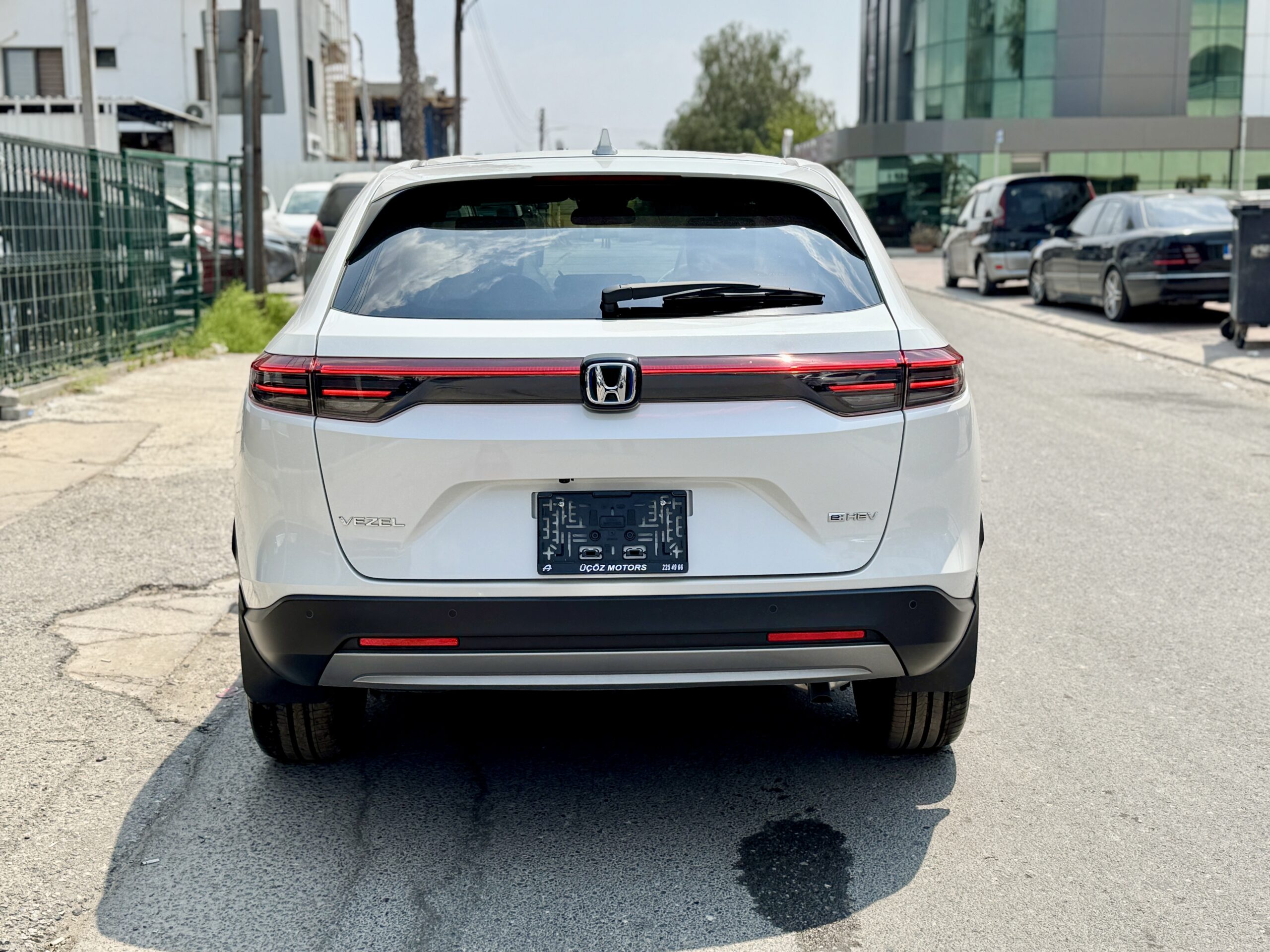 
								HONDA VEZEL EHEV full									