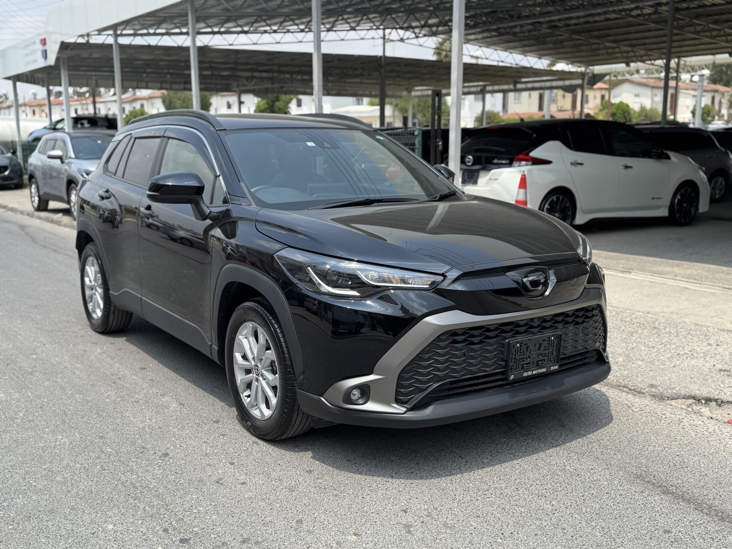 
								TOYOTA COROLLA CROSS full									