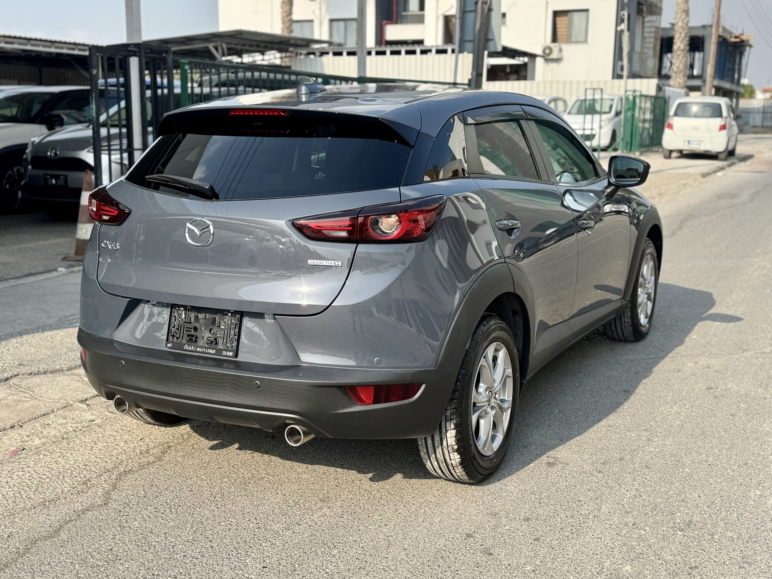 
								MAZDA CX-3 full									