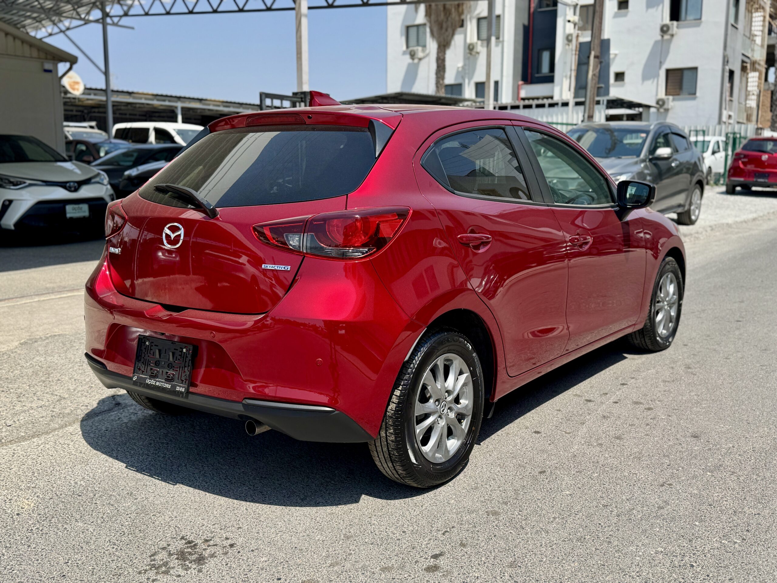 
								Mazda 2 Proactive full									