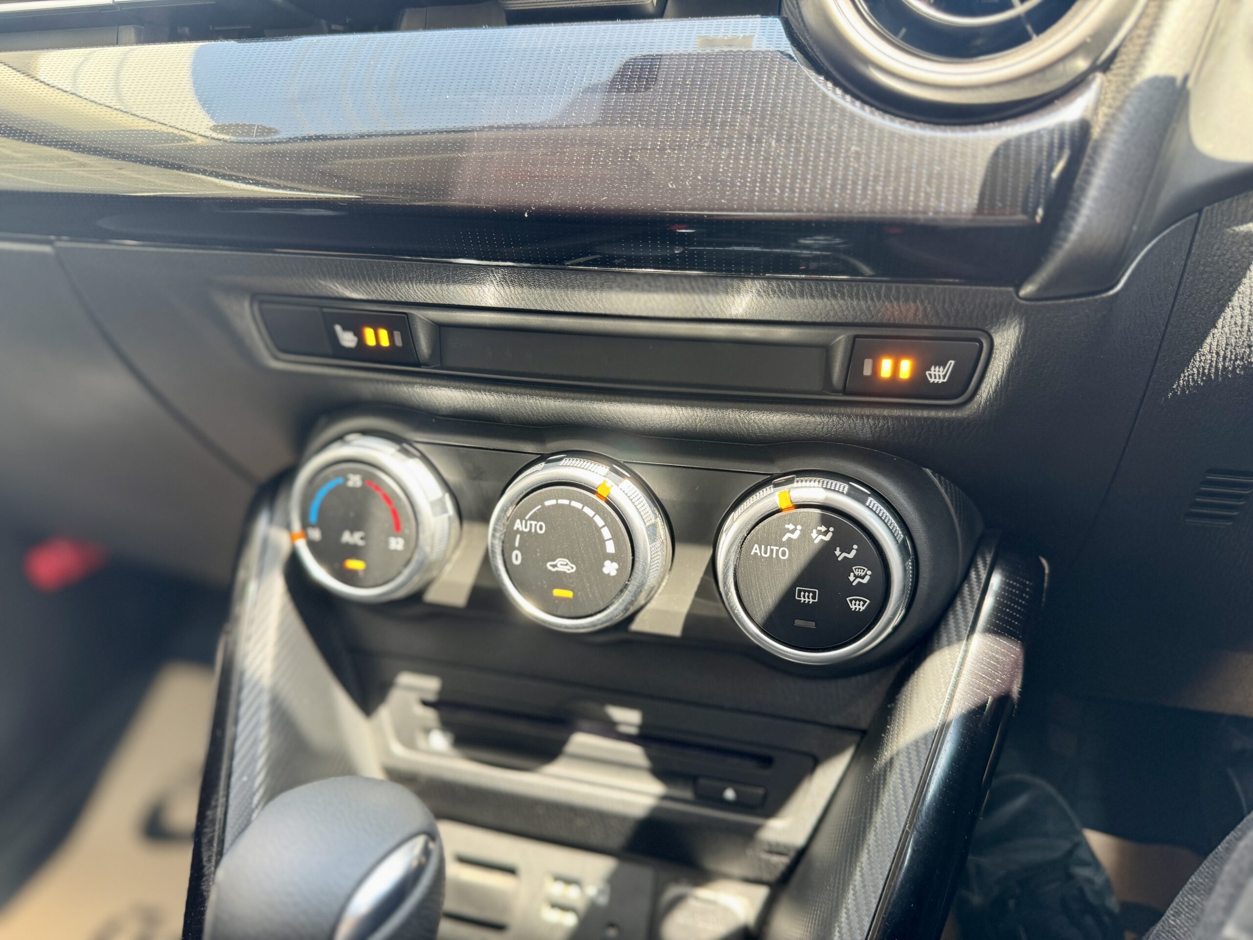 
								Mazda 2 Proactive full									