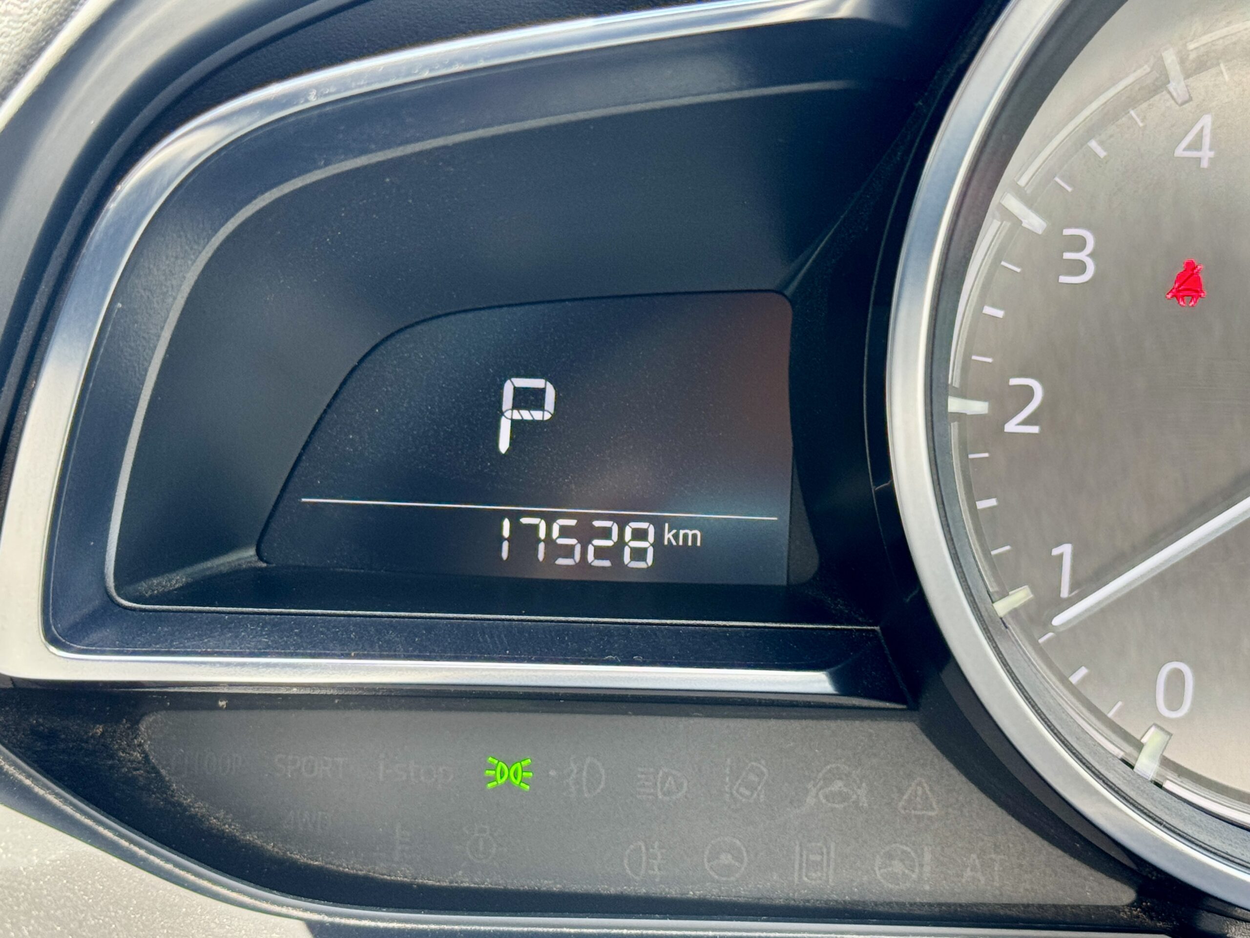 
								Mazda 2 Proactive full									