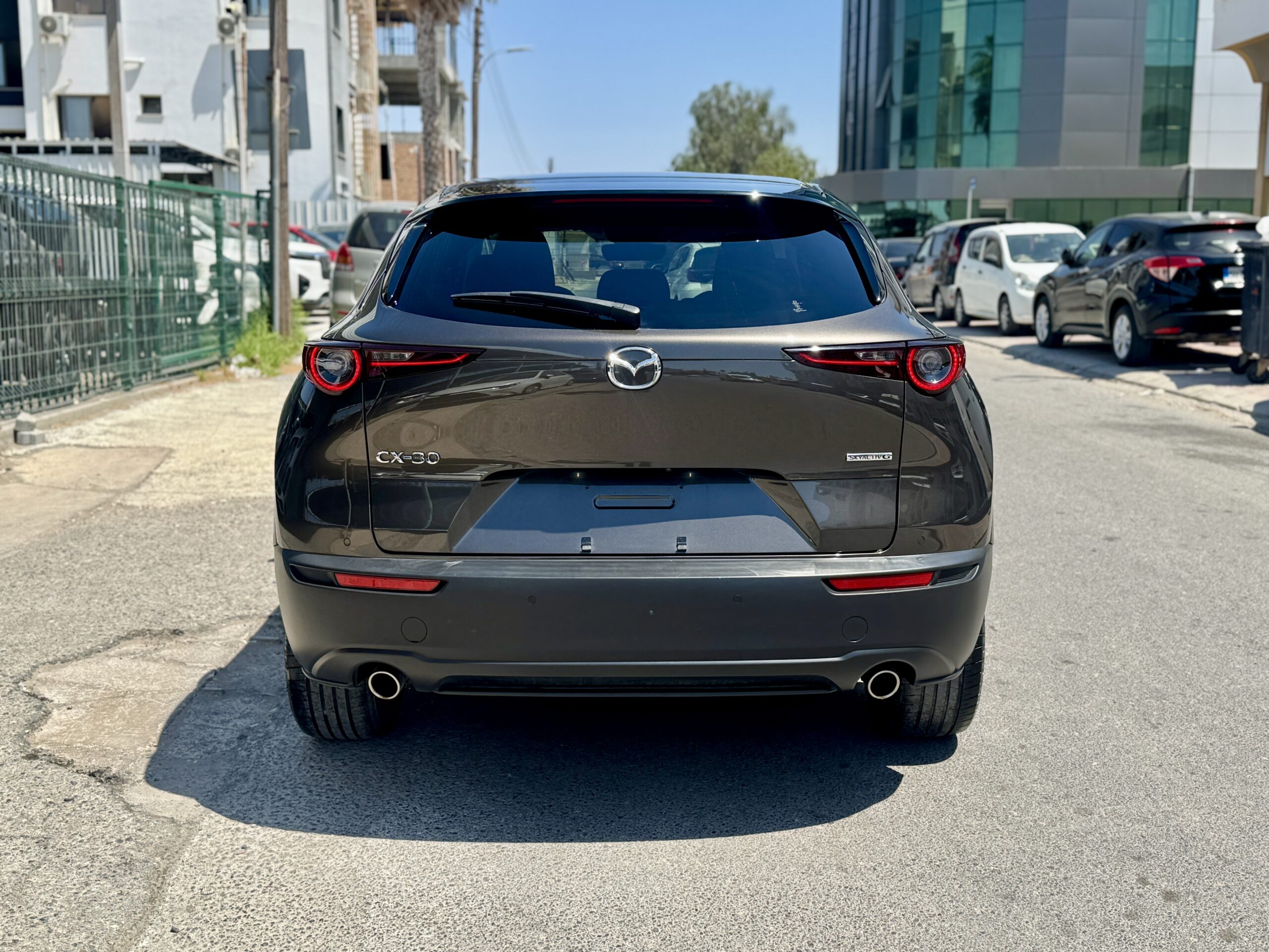 
								MAZDA CX-30 full									