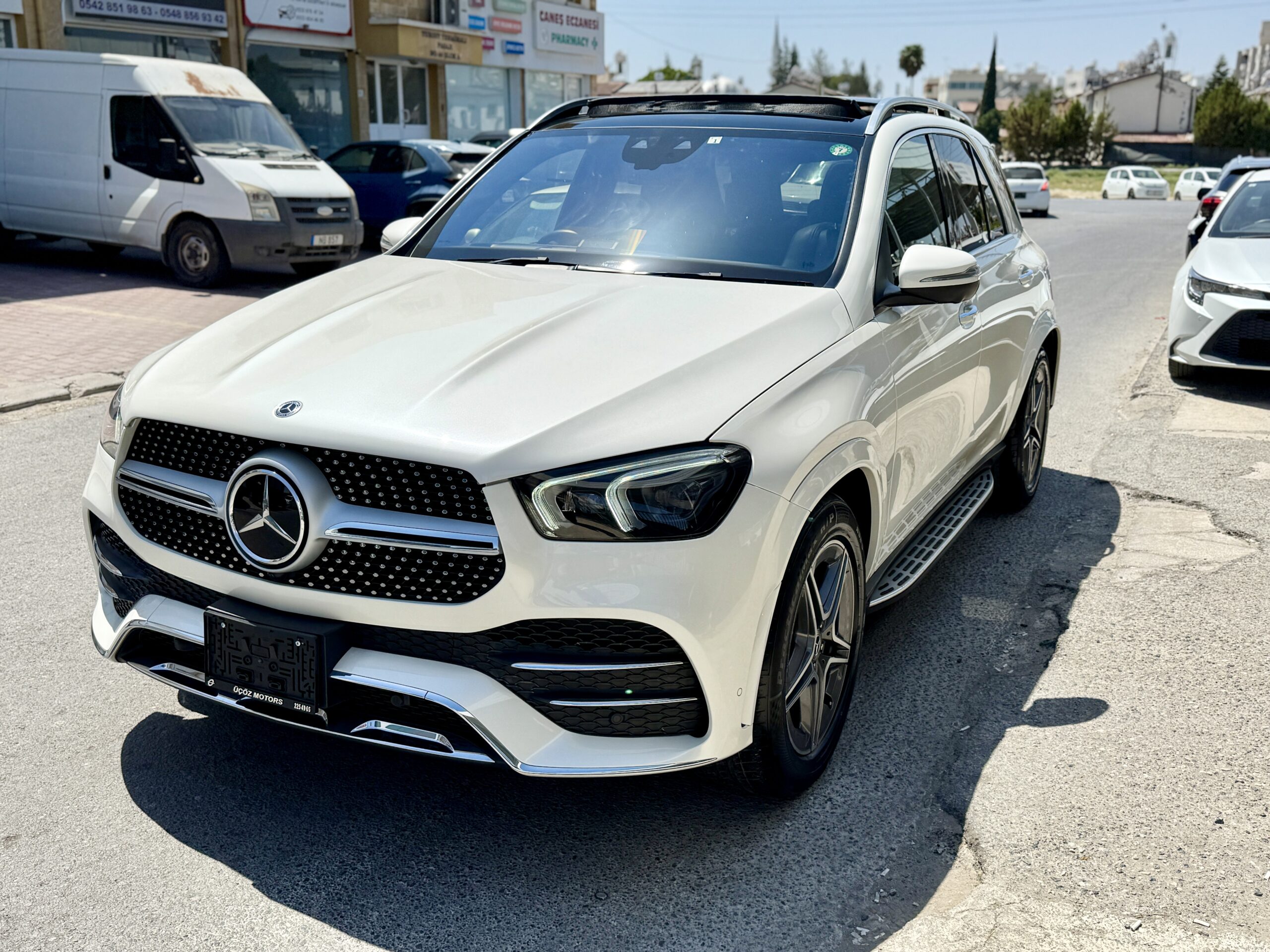 
								MERCEDES GLE400d AMG PREMIUM full									