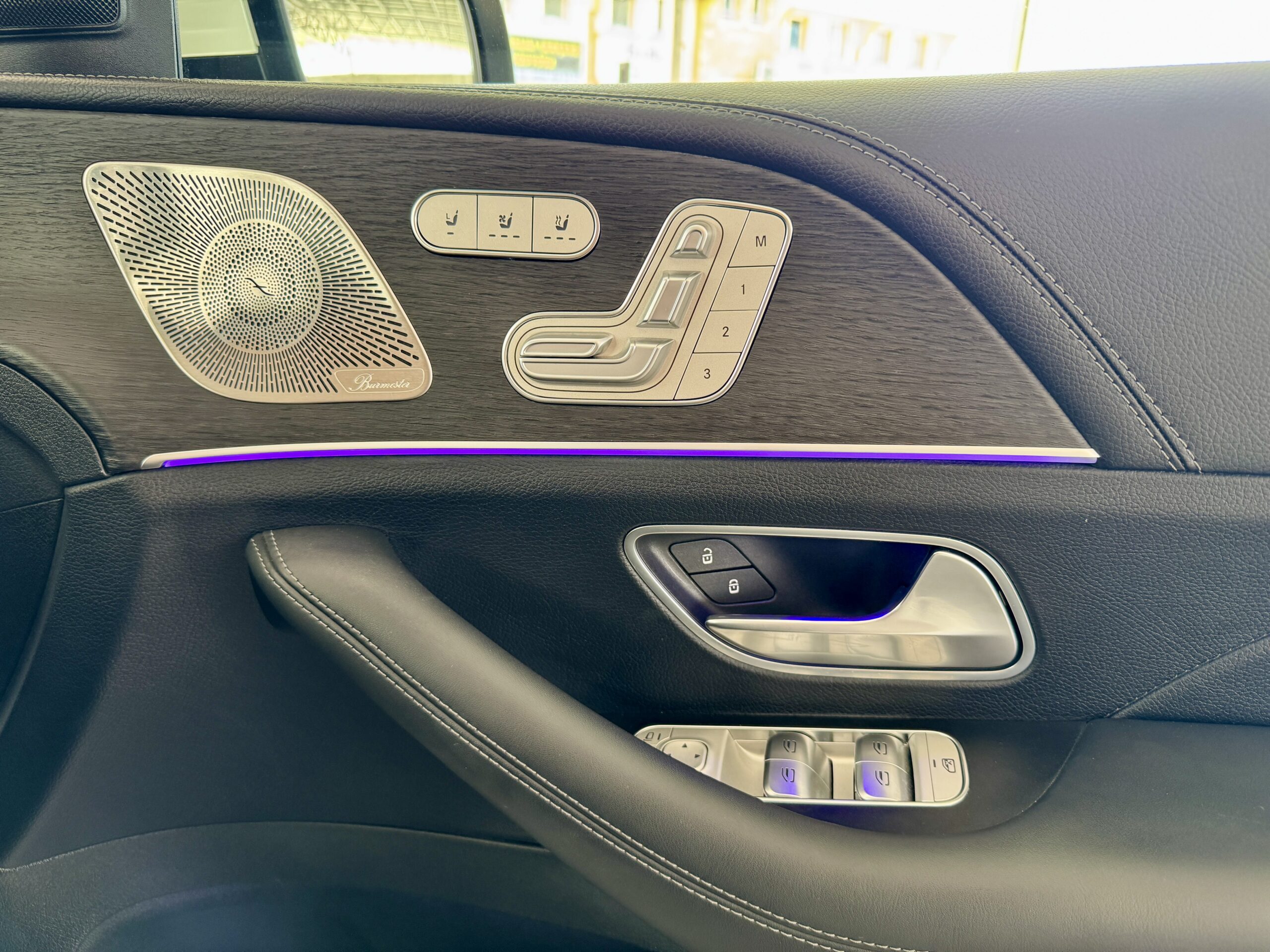 
								MERCEDES GLE400d AMG PREMIUM full									