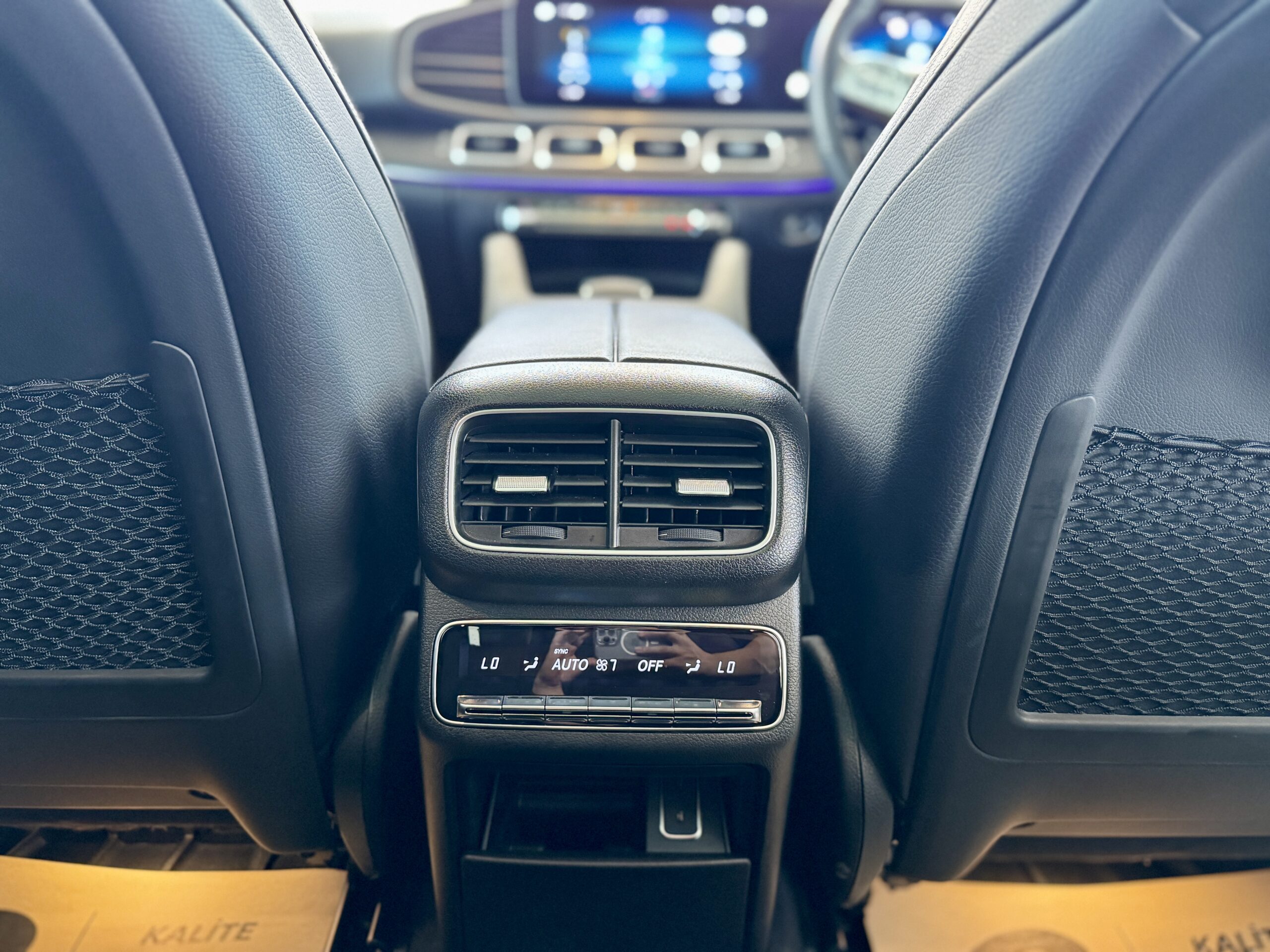 
								MERCEDES GLE400d AMG PREMIUM full									