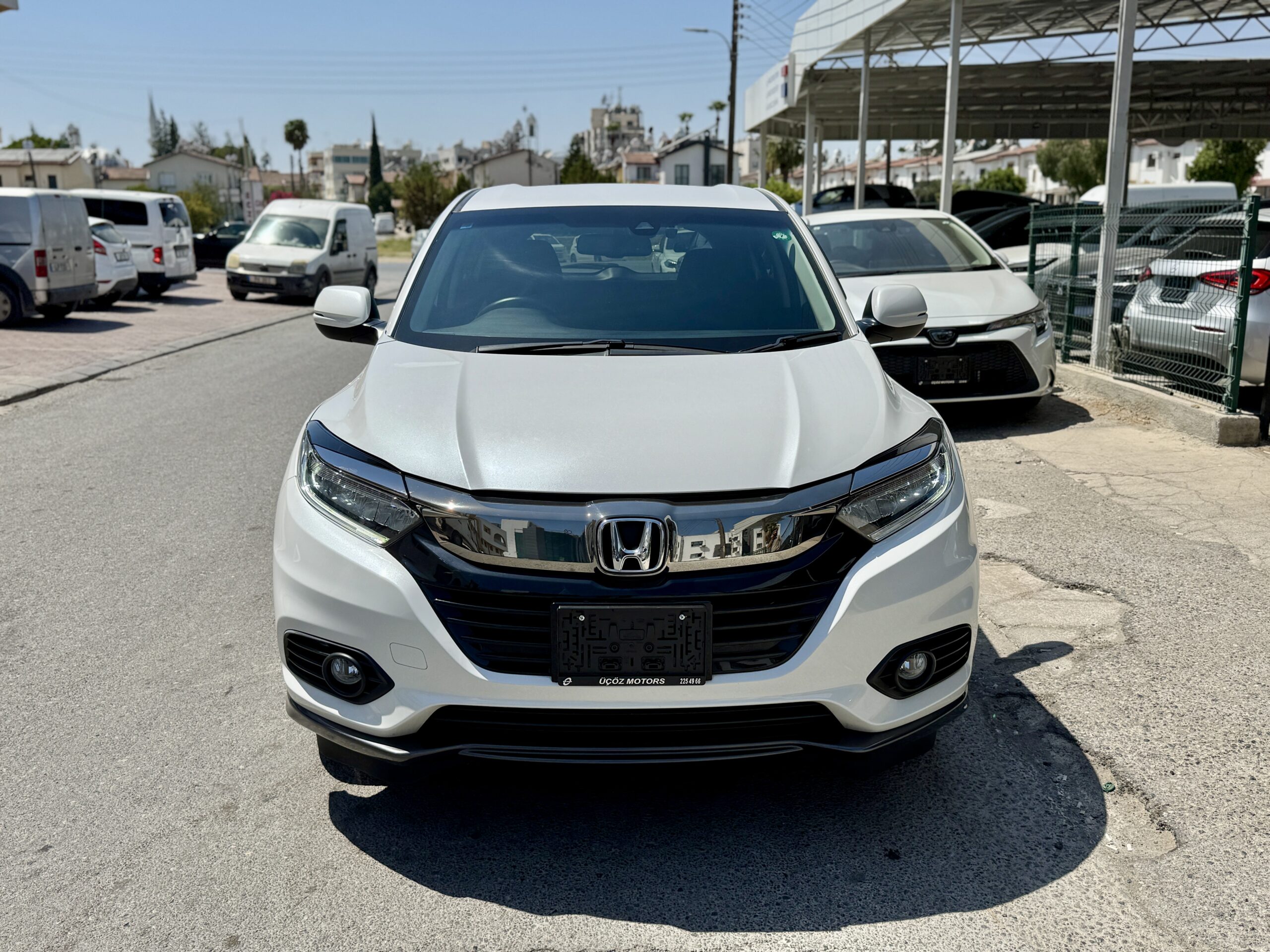 
								Honda Vezel Hybird full									