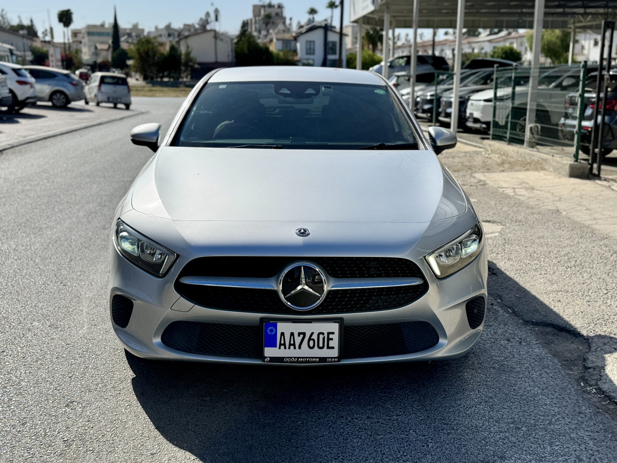 
								Mercedes A-Class full									