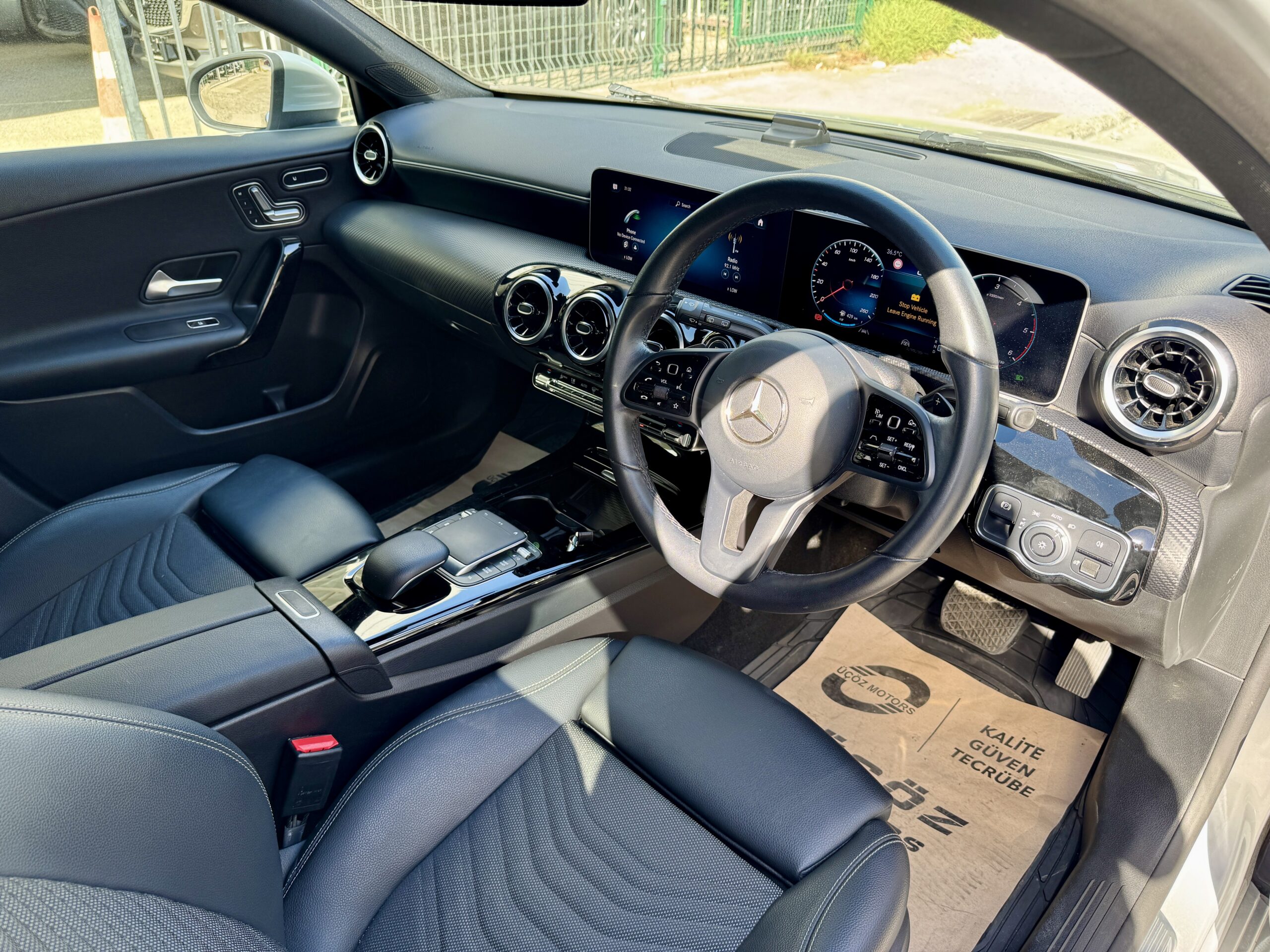 
								Mercedes A-Class full									