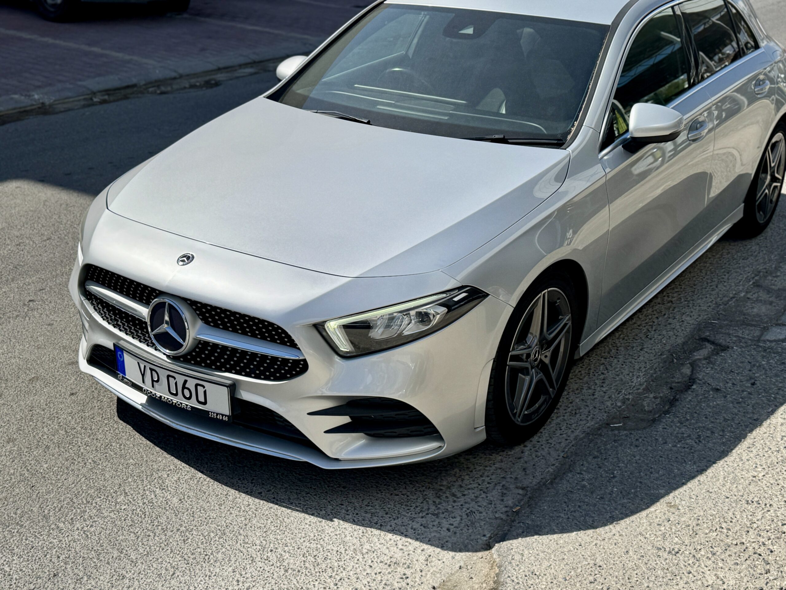 
								Mercedes A200 AMG full									