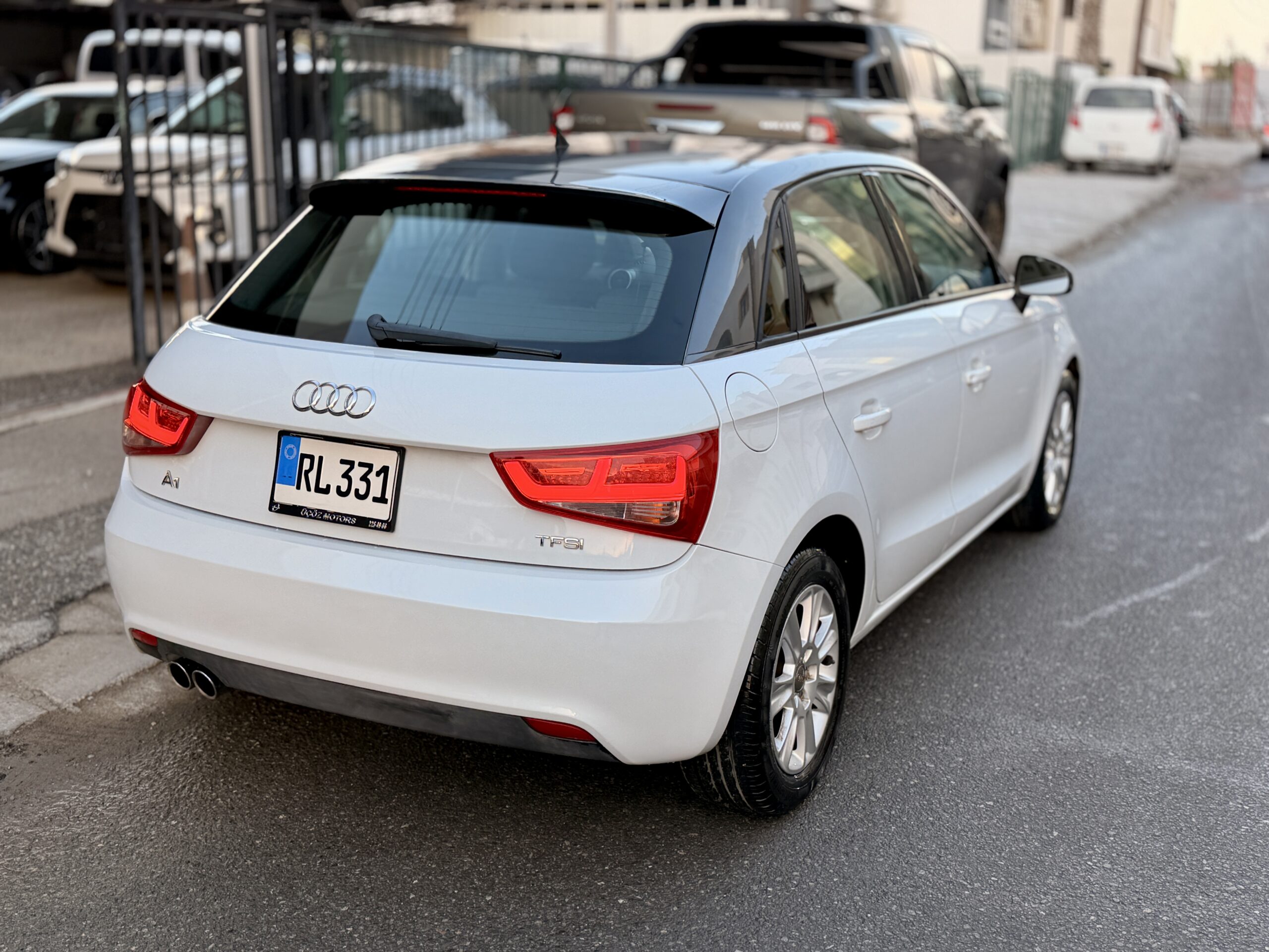 
								AUDI A1 SPORTBACK full									