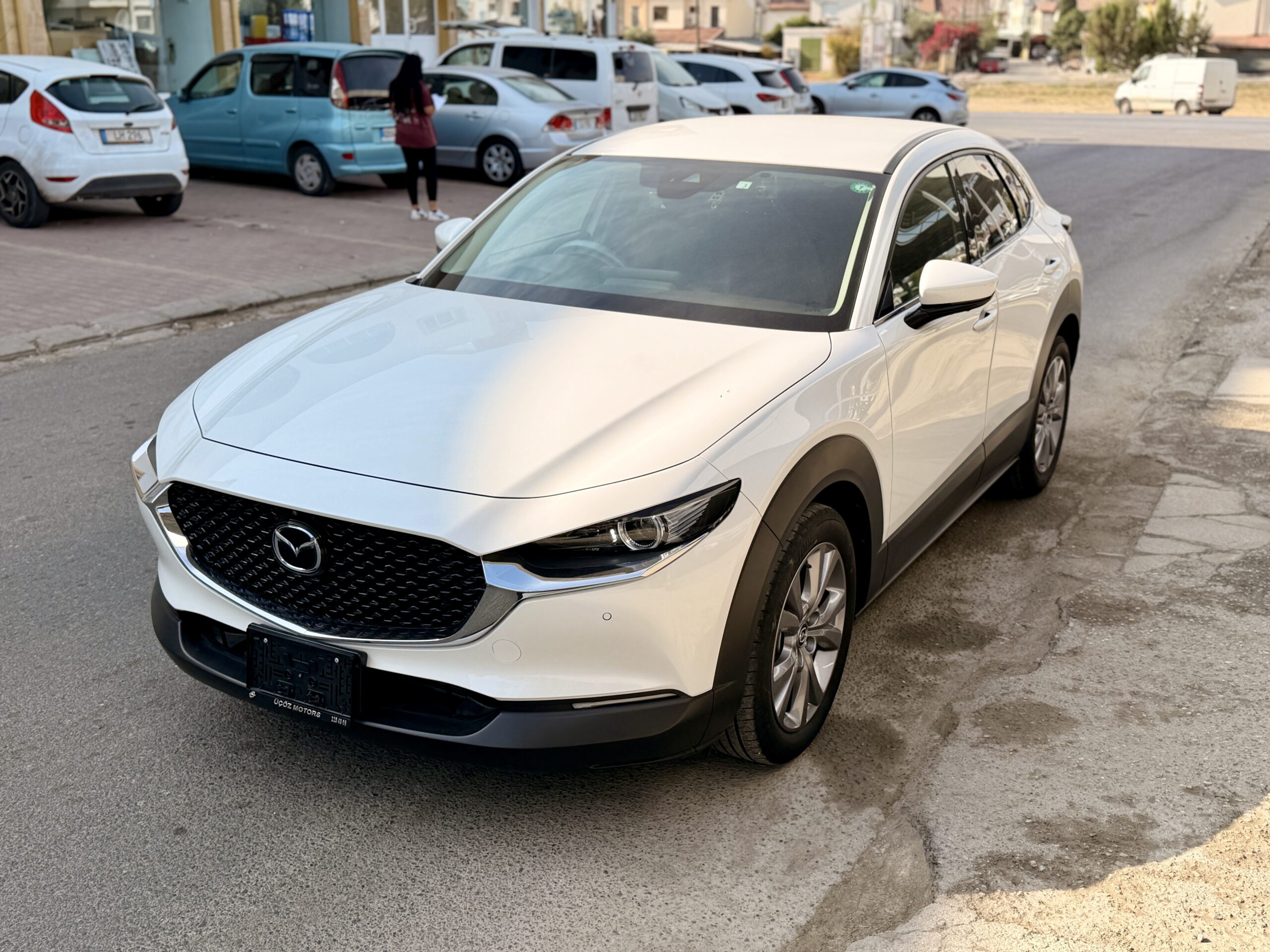 
								Mazda CX-30 full									