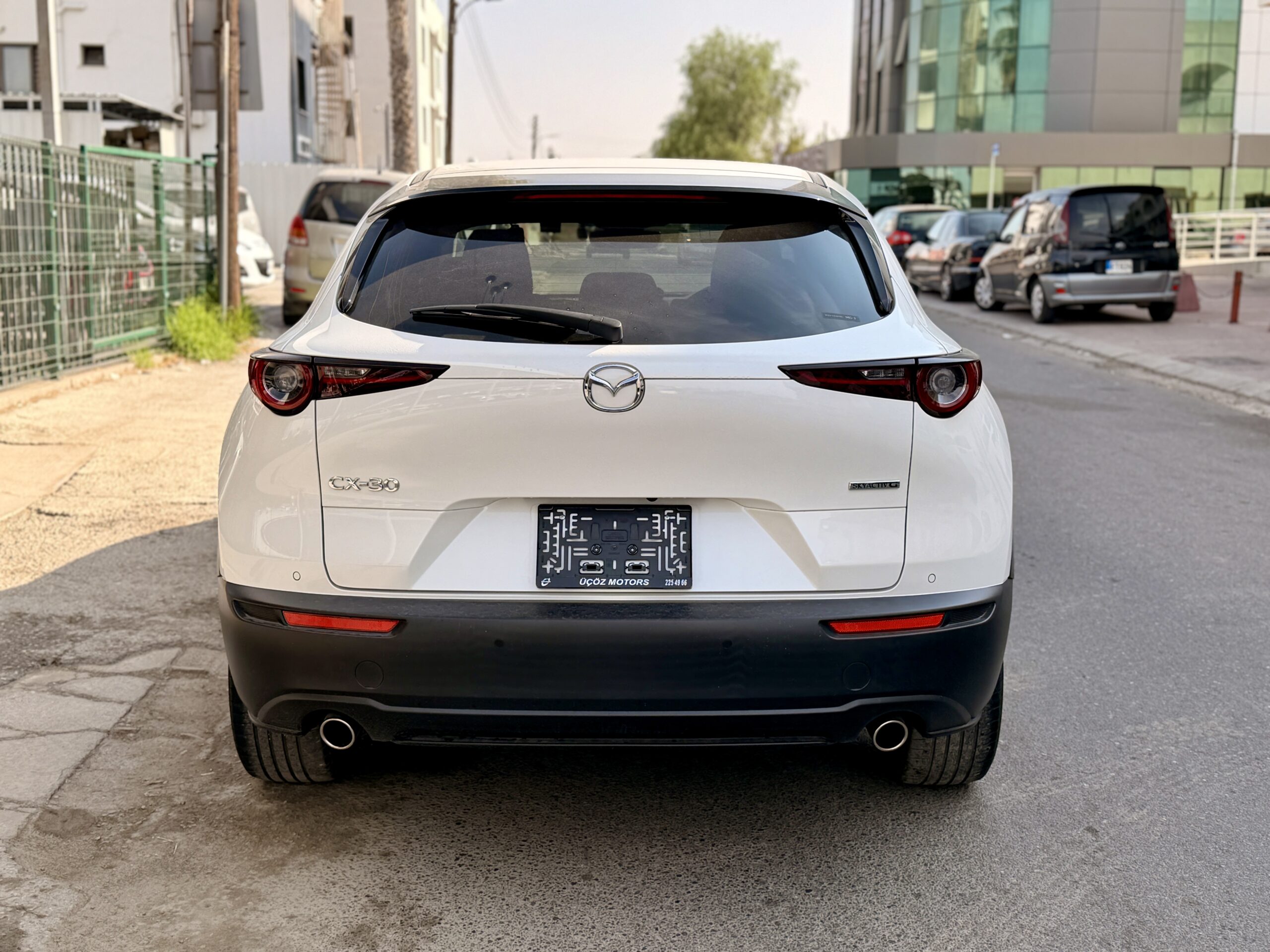 
								Mazda CX-30 full									