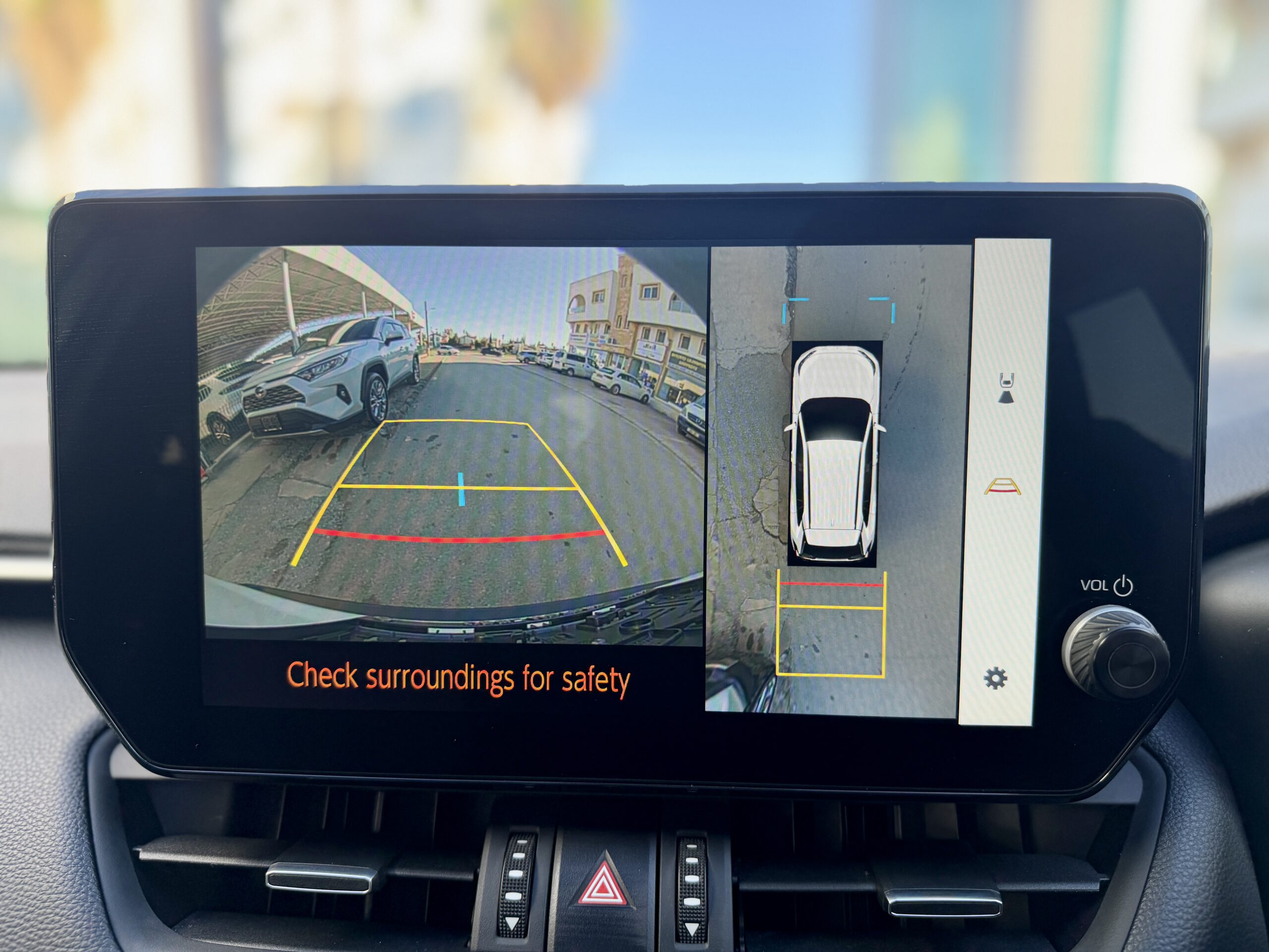 
								TOYOTA RAV4 MODELLISTA full									