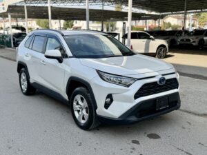 TOYOTA RAV4 HIBRIT
