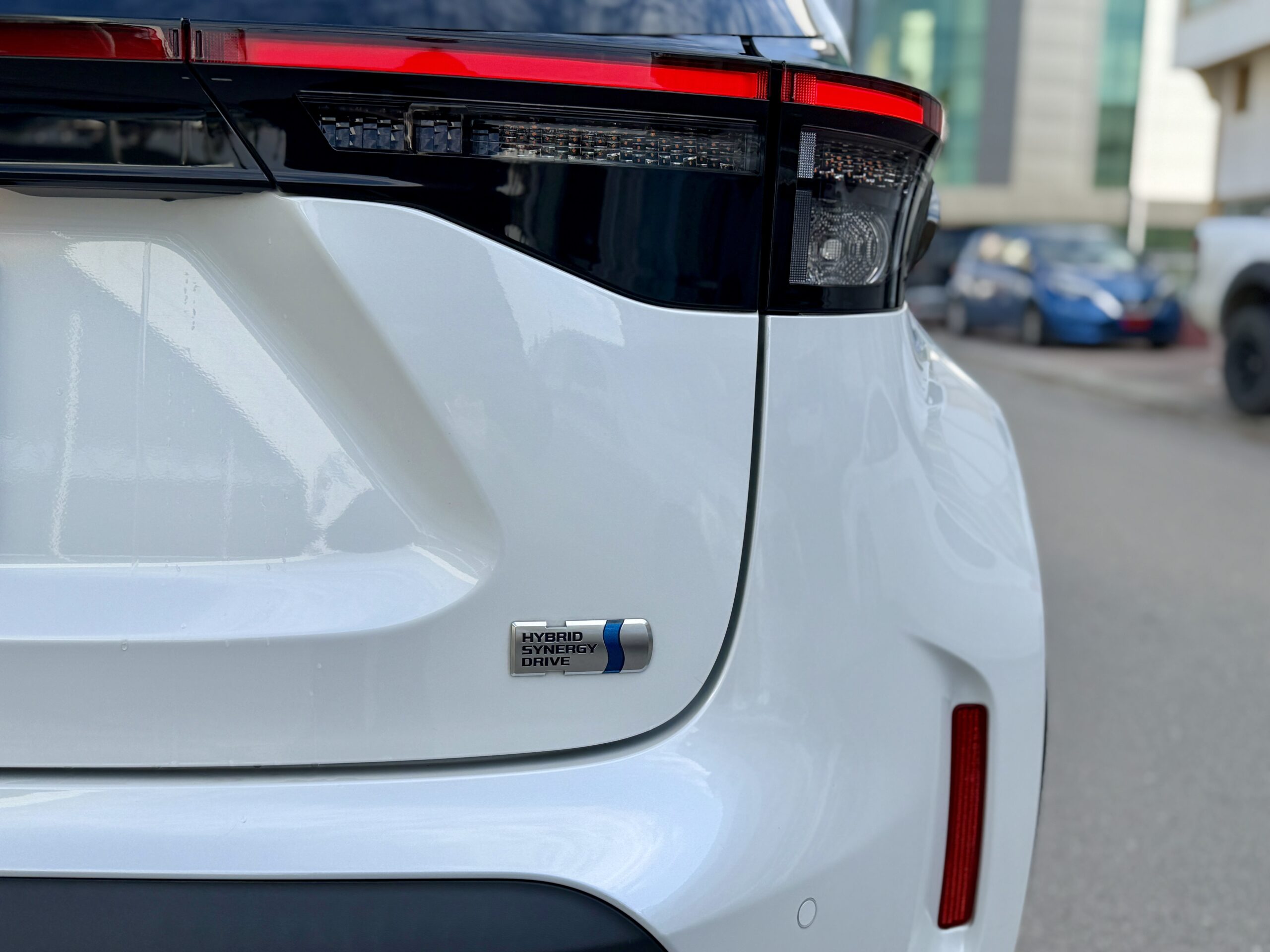 
								Toyota YarisCross HYBIRD full									