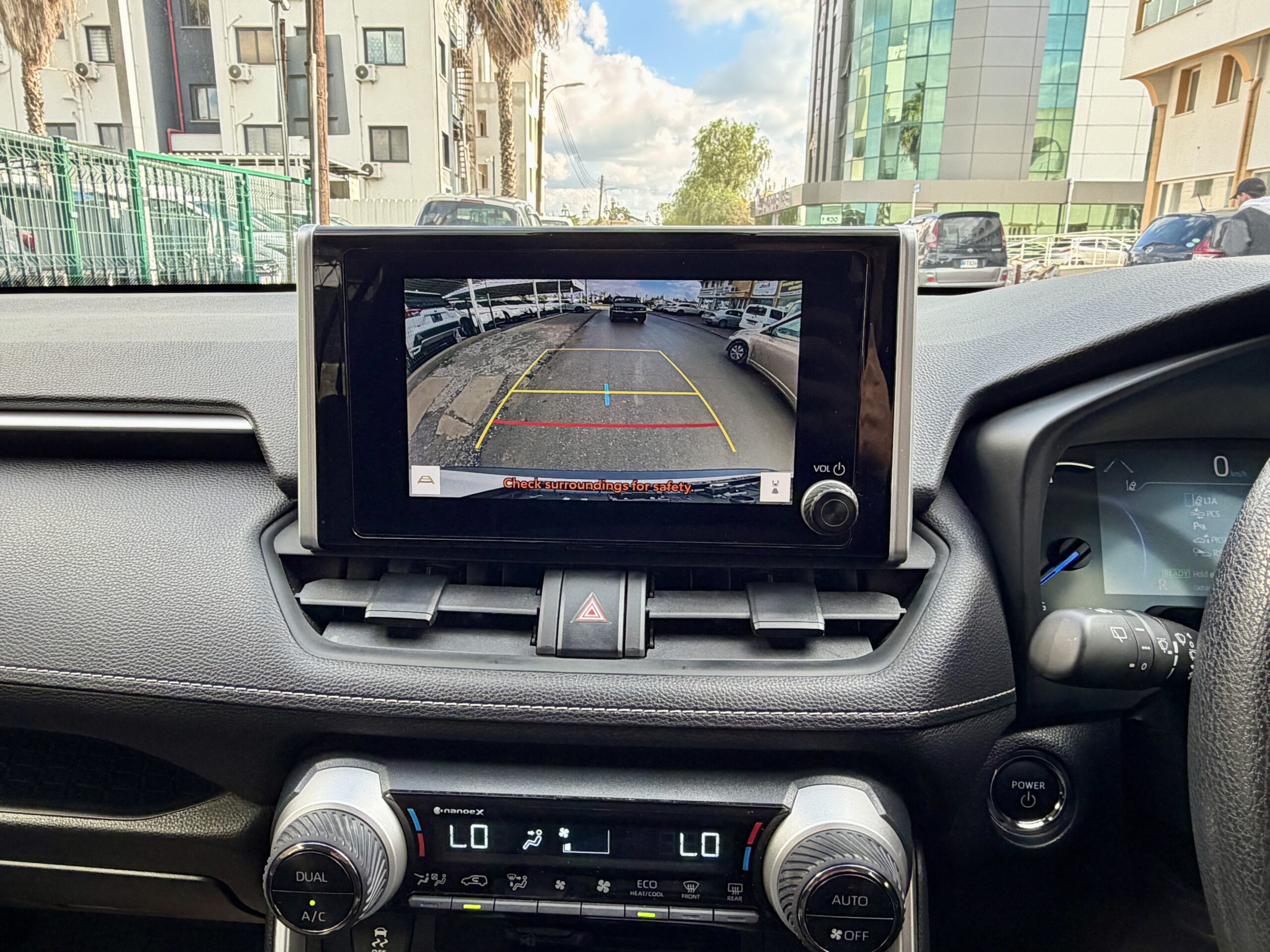 
								Toyota Rav4 Hibrit full									