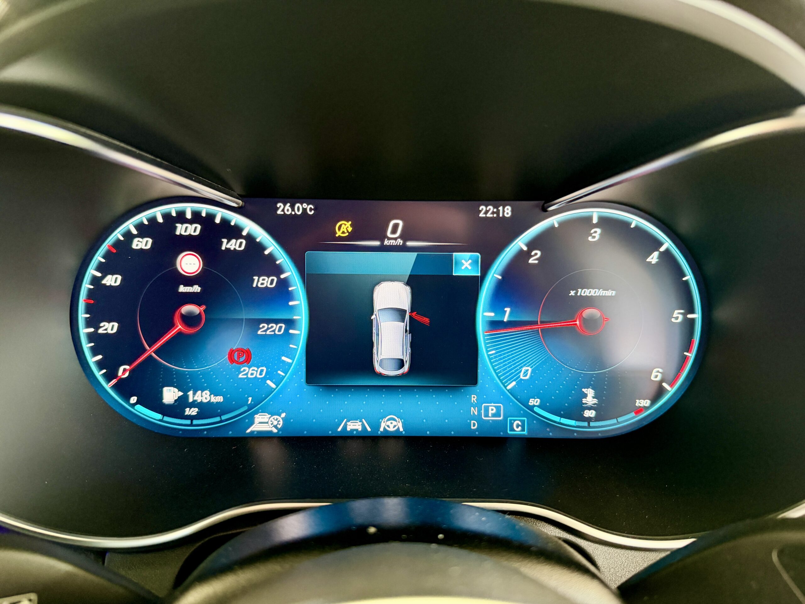 
								Mercedes GLC- COUPE full									