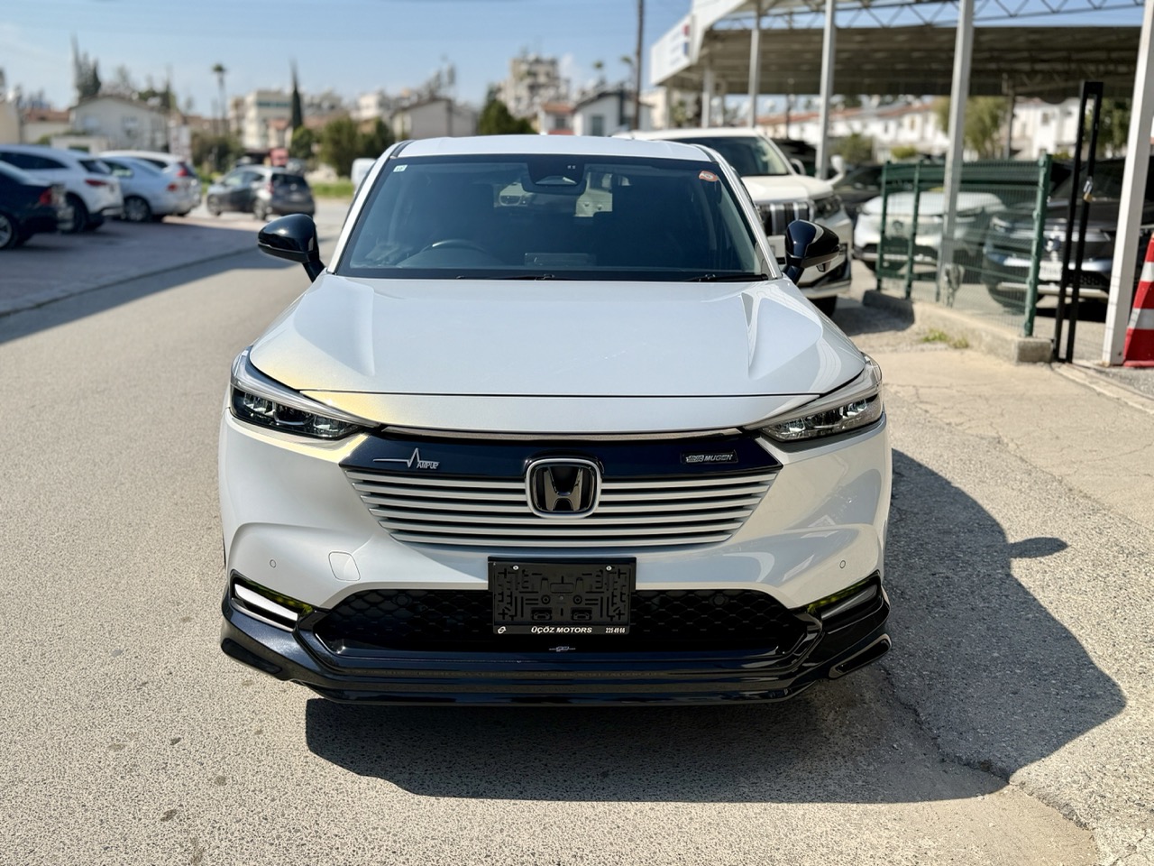 
								HONDA VEZEL E-HEV MUGEN full									