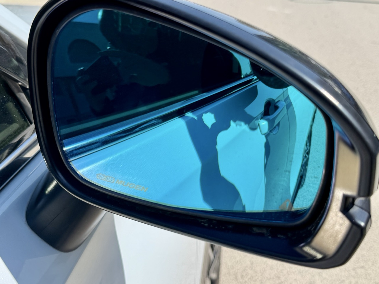 
								HONDA VEZEL E-HEV MUGEN full									