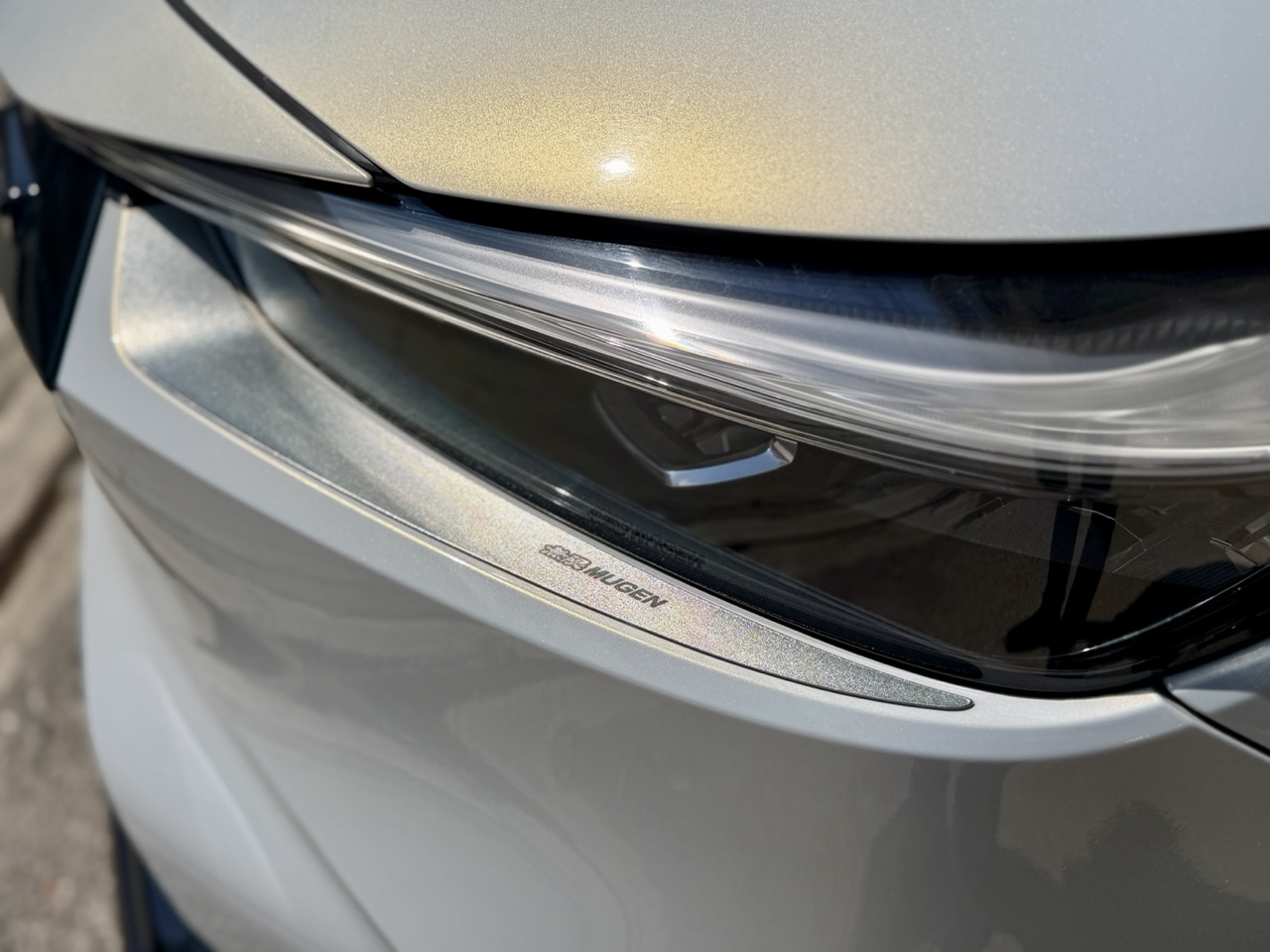 
								HONDA VEZEL E-HEV MUGEN full									