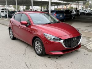 MAZDA 2