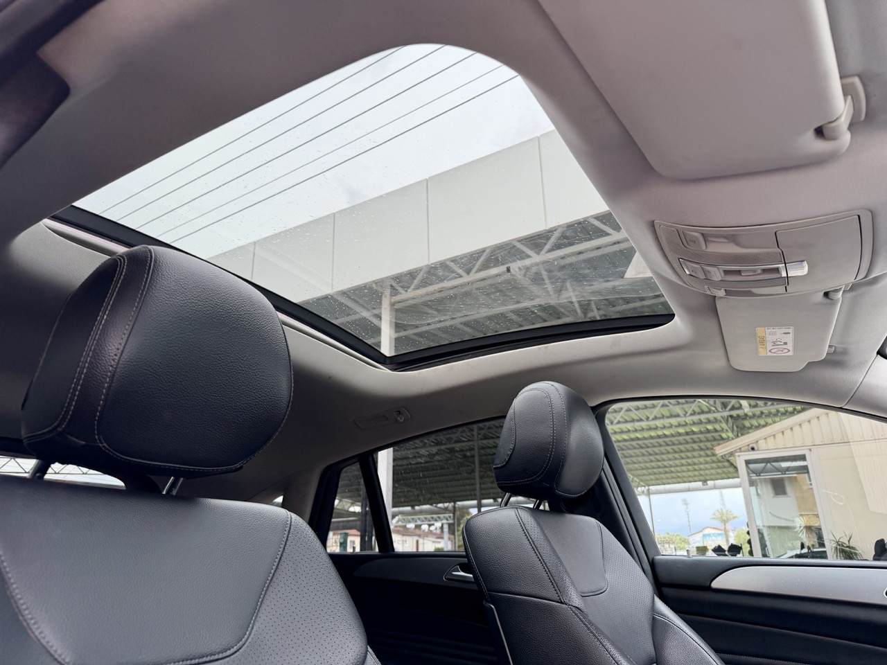 
								MERCEDES GLE350 COUPE full									