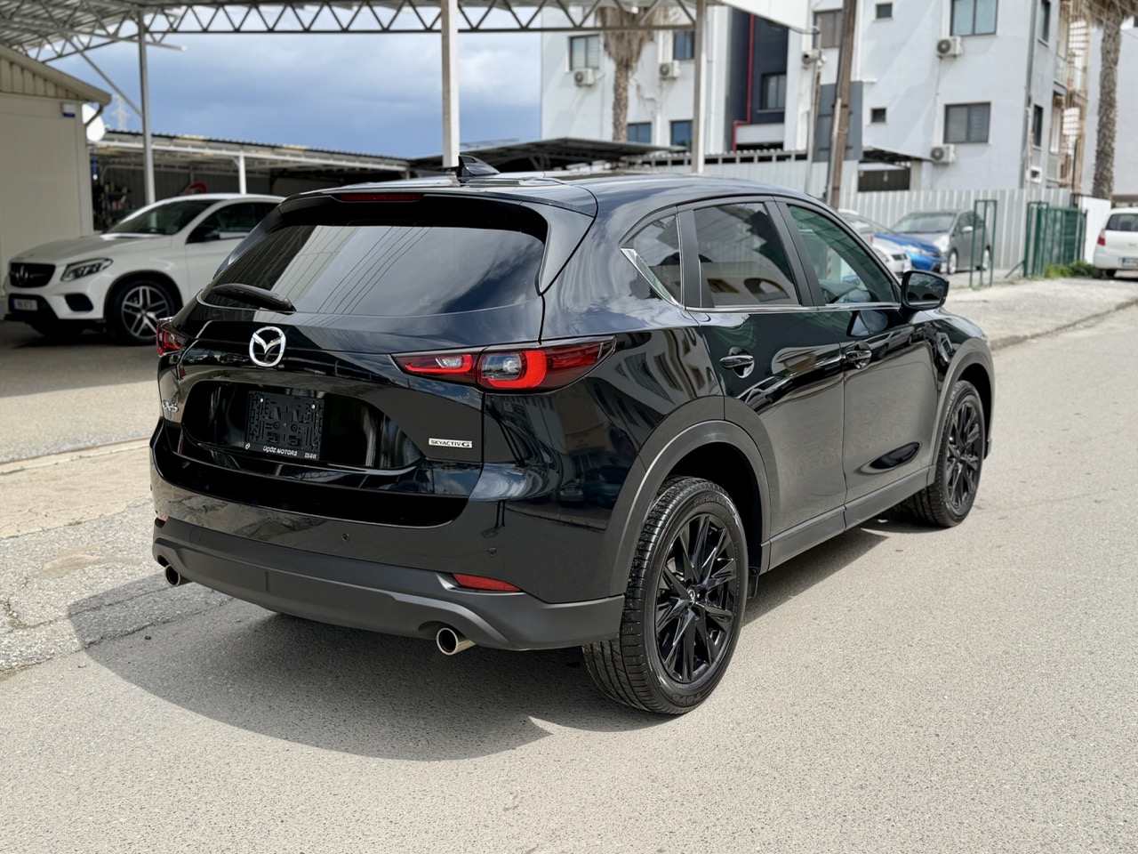 
								MAZDA CX-5 full									
