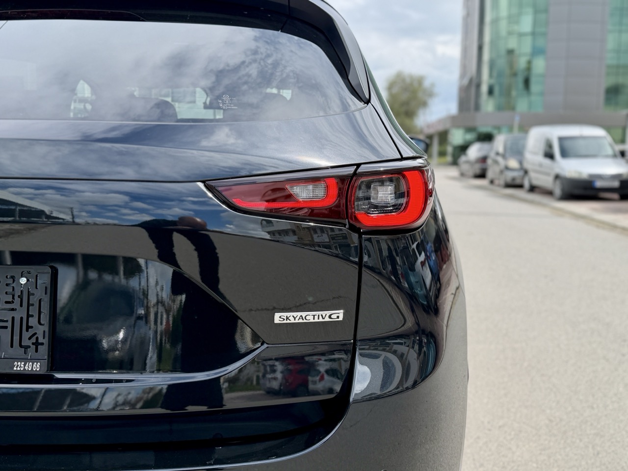 
								MAZDA CX-5 full									