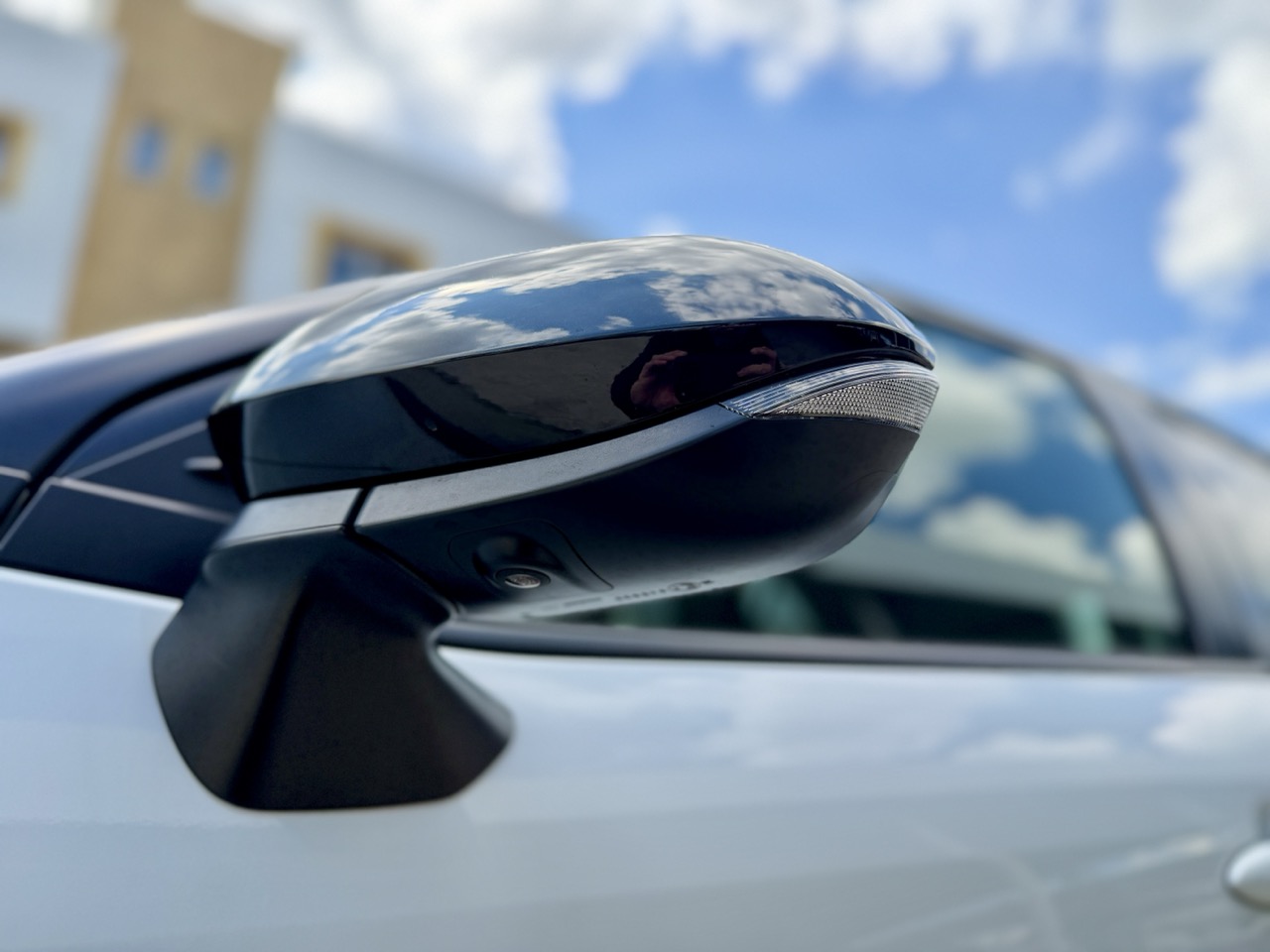 
								Toyota Yarıis Cross full									