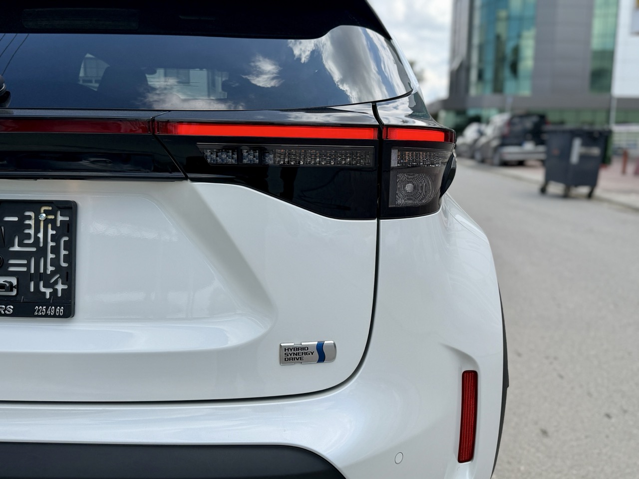 
								Toyota Yarıis Cross full									
