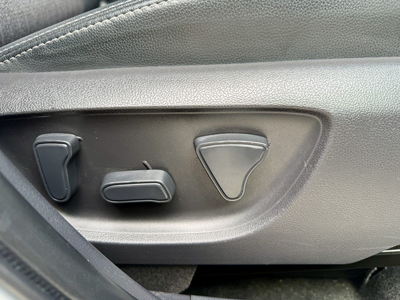 
								Toyota Yarıis Cross full									
