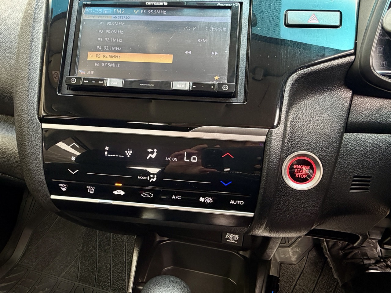 
								Honda Fit full									