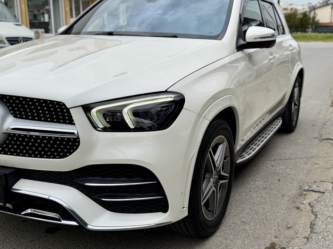 
								Mercedes GLE 400 full									
