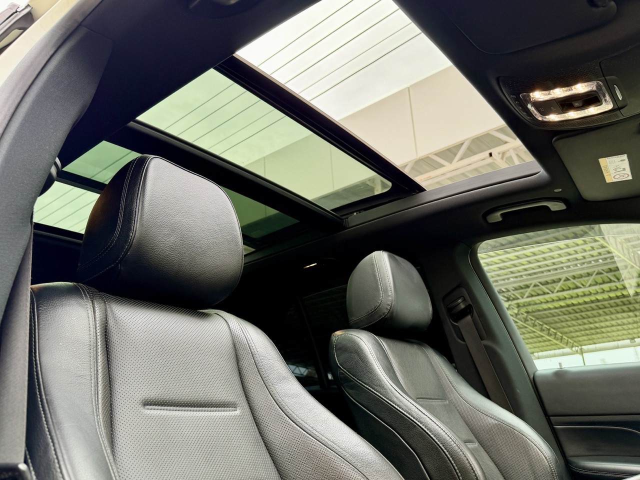 
								Mercedes GLE 400 full									