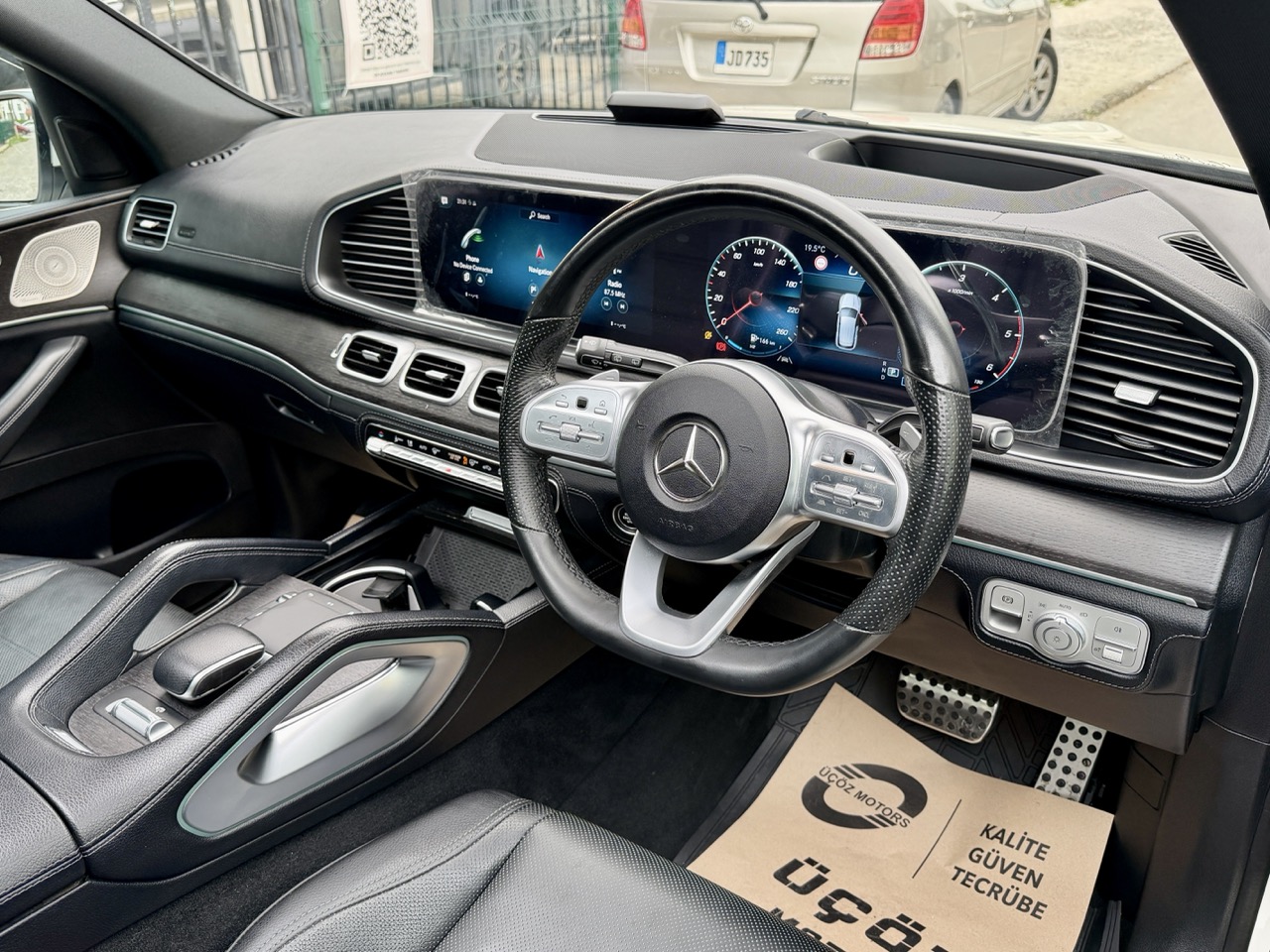 
								Mercedes GLE 400 full									