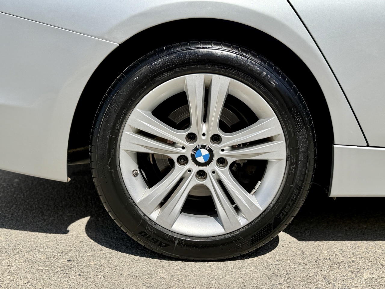 
								BMW 316I SPORT LINE full									