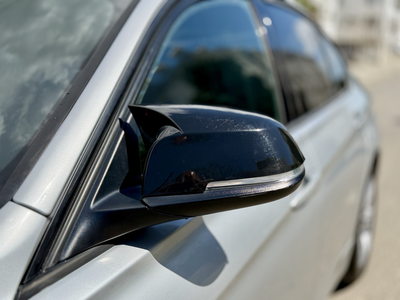 
								BMW 316I SPORT LINE full									