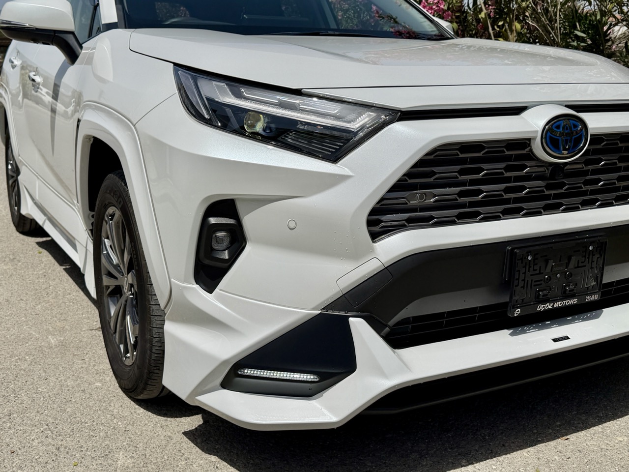 
								TOYOTA RAV 4 TRD full									