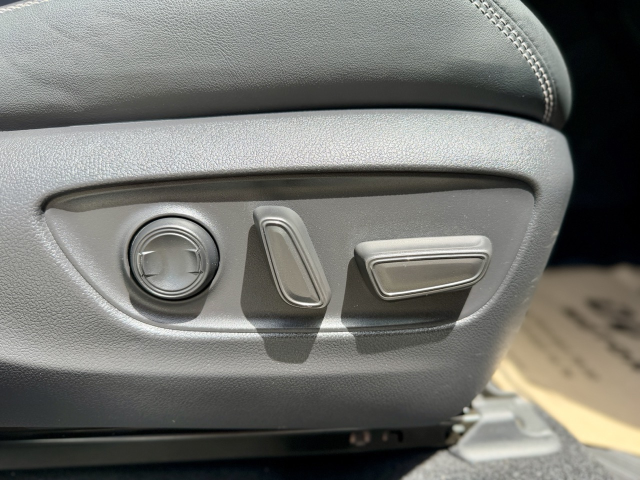 
								TOYOTA RAV 4 TRD full									