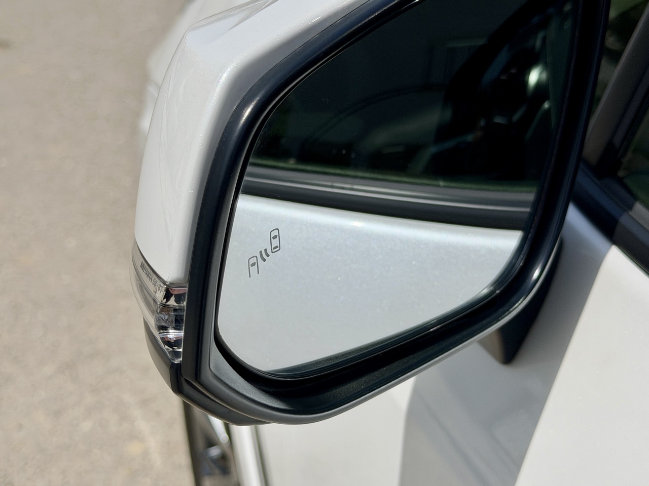 
								TOYOTA RAV 4 TRD full									