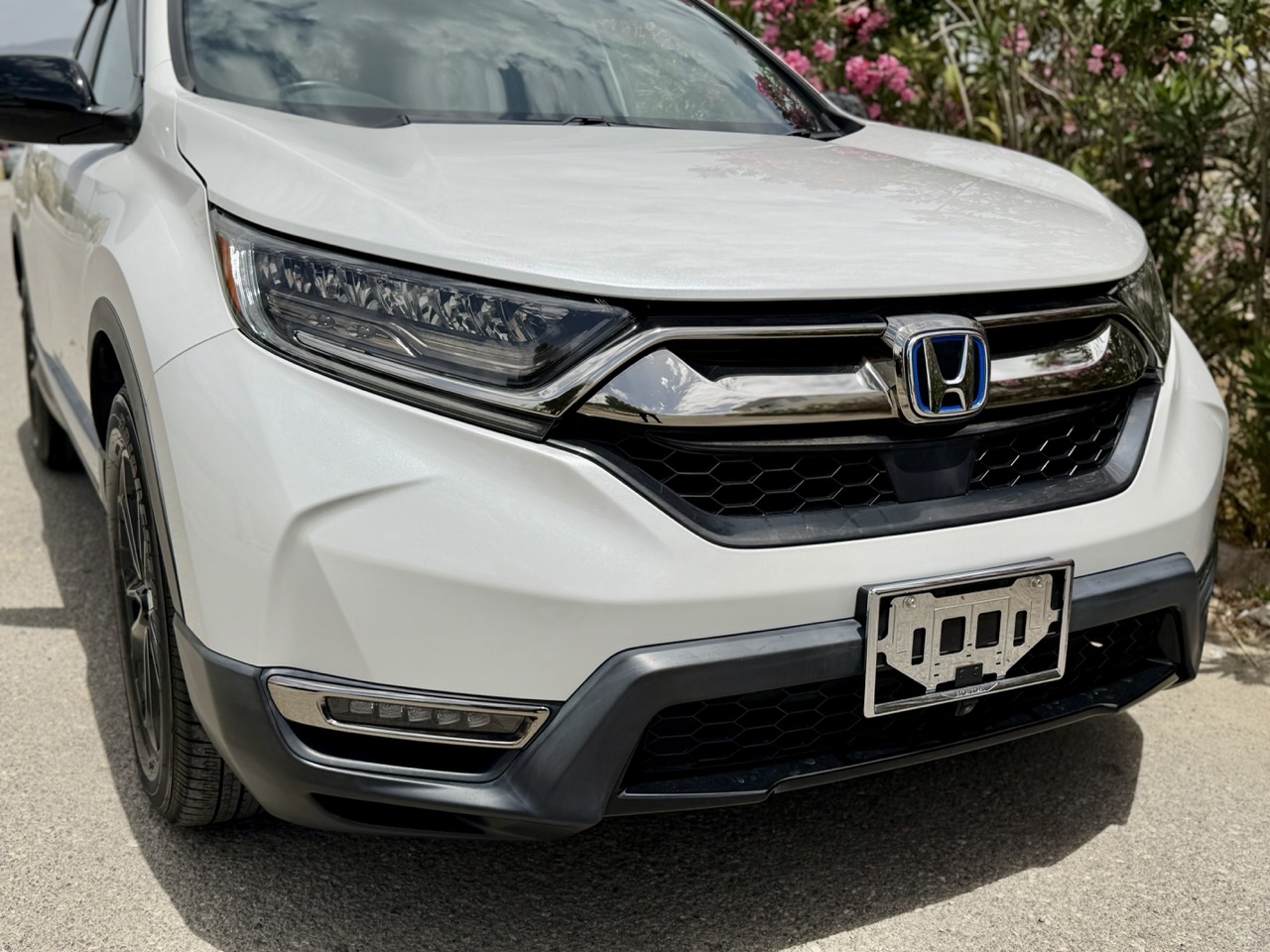 
								HONDA CR-V E-HEV HYBIRD full									